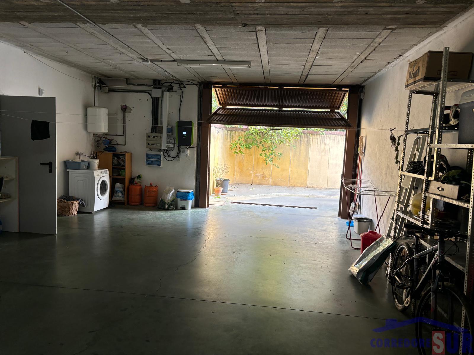 For sale of chalet in Córdoba