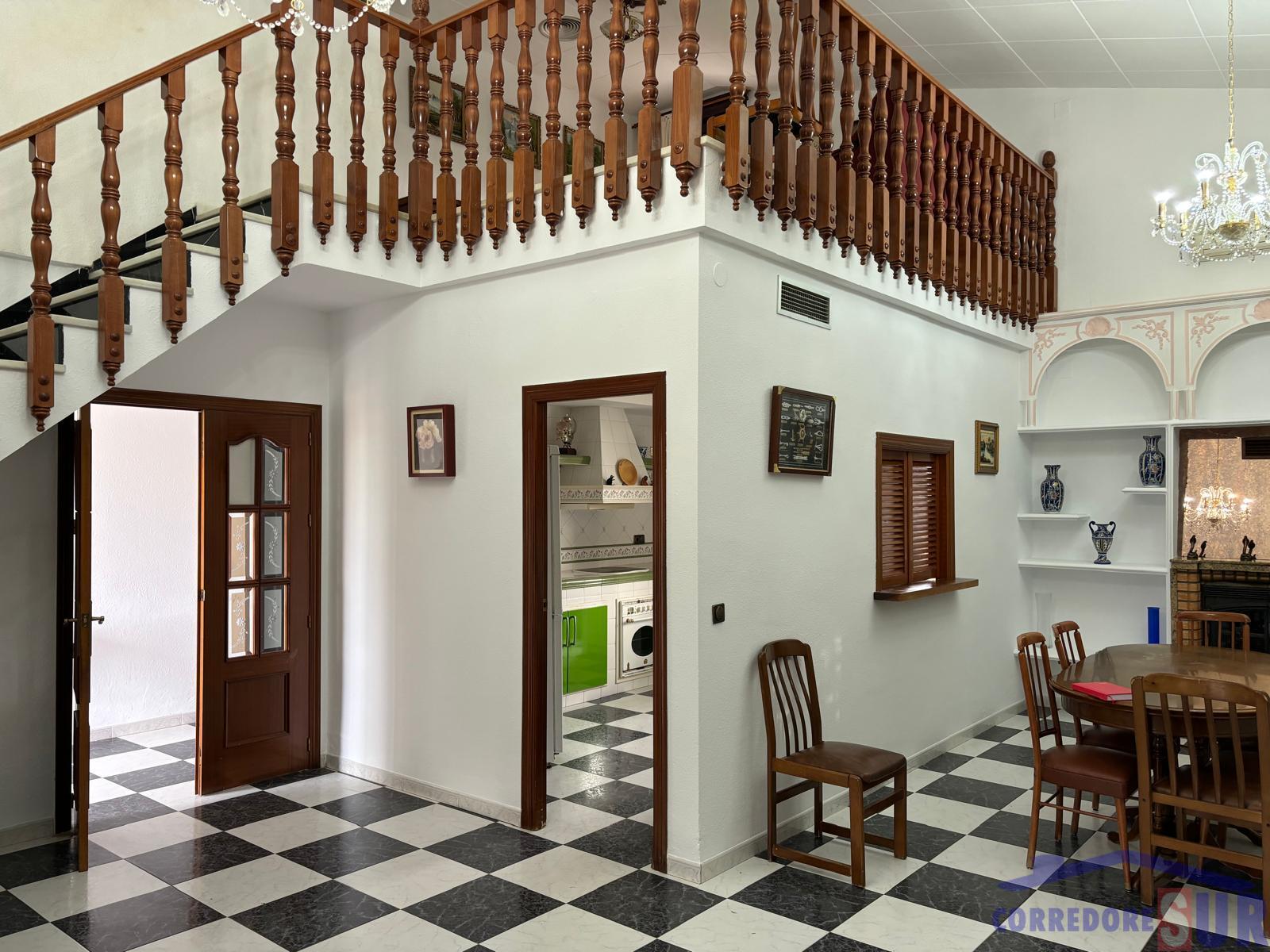 For sale of chalet in Córdoba