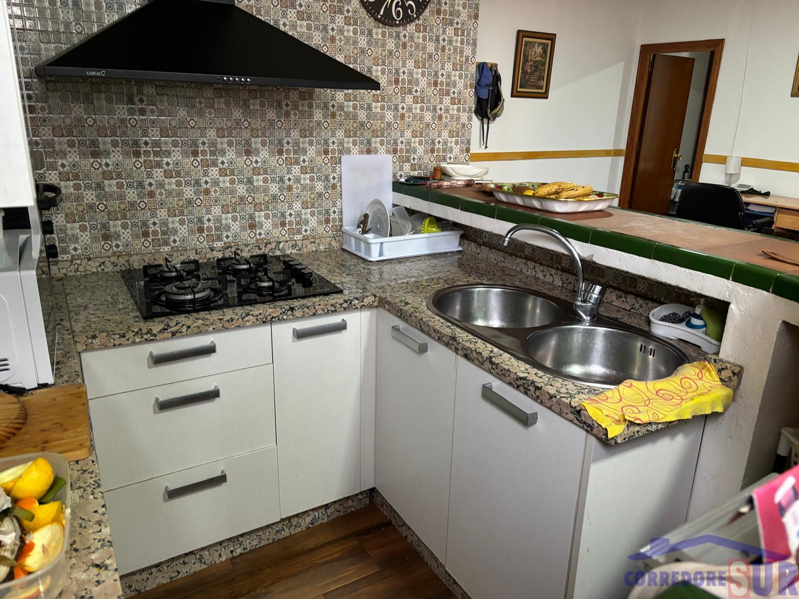 For sale of chalet in Córdoba