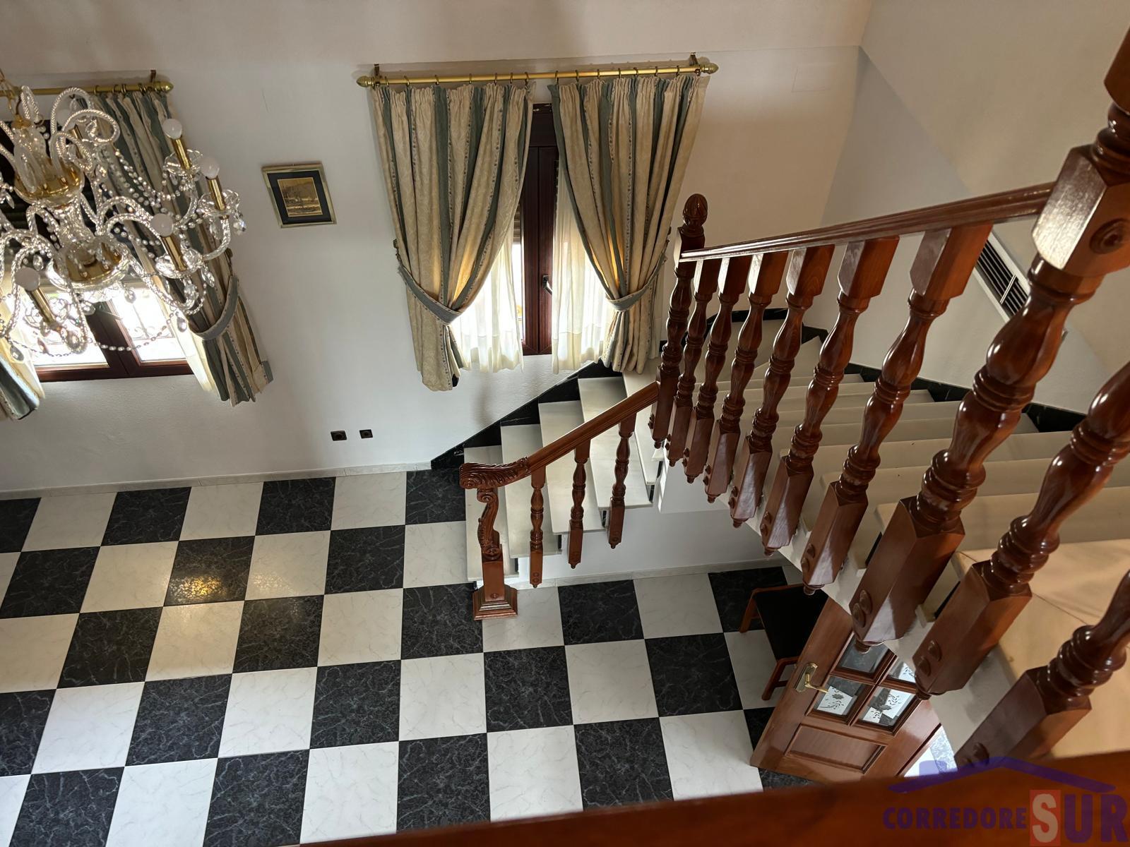 For sale of chalet in Córdoba