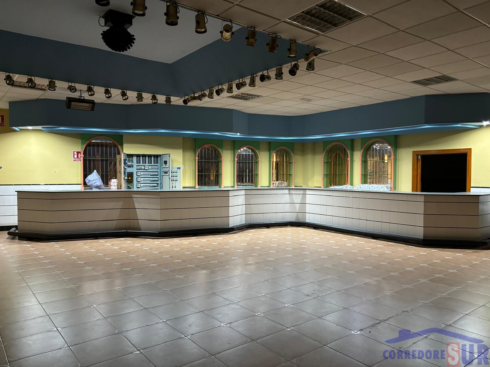 Venta de local en Porcuna