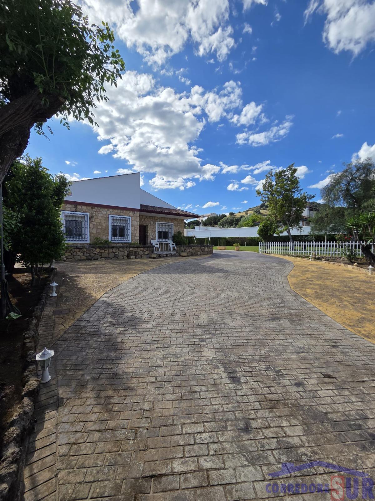 Venta de chalet en Córdoba