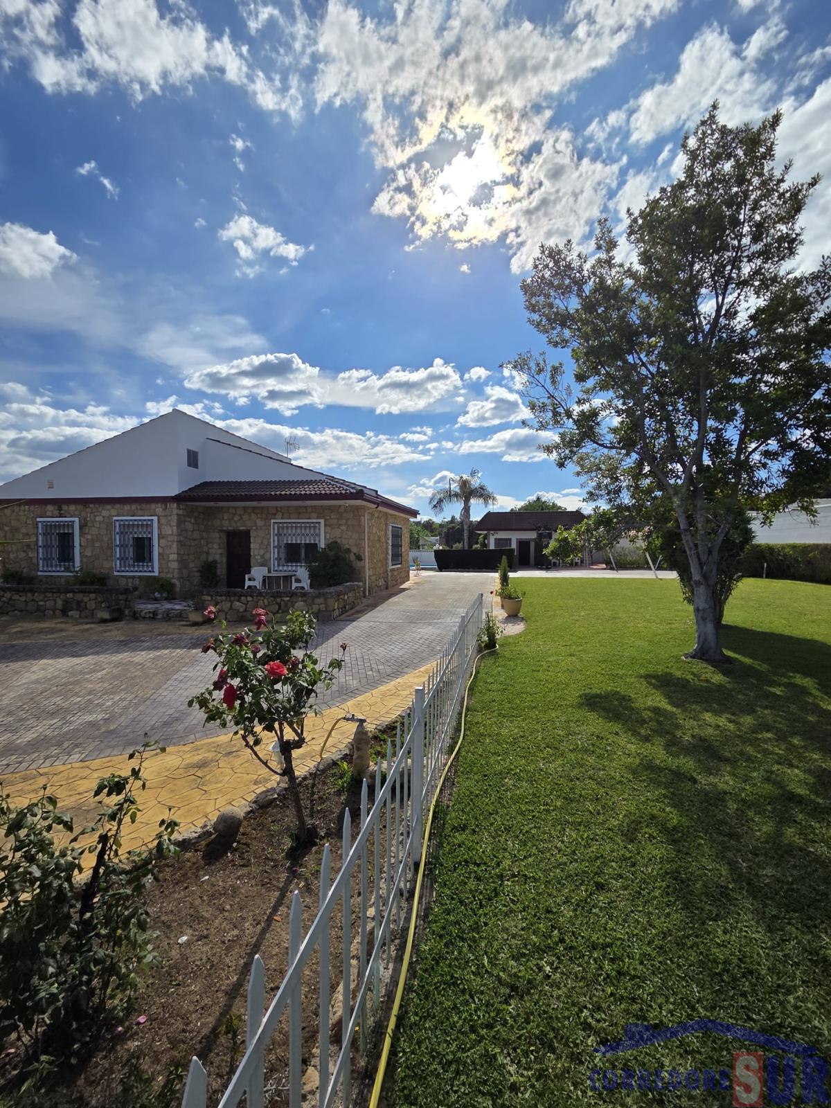 Venta de chalet en Córdoba