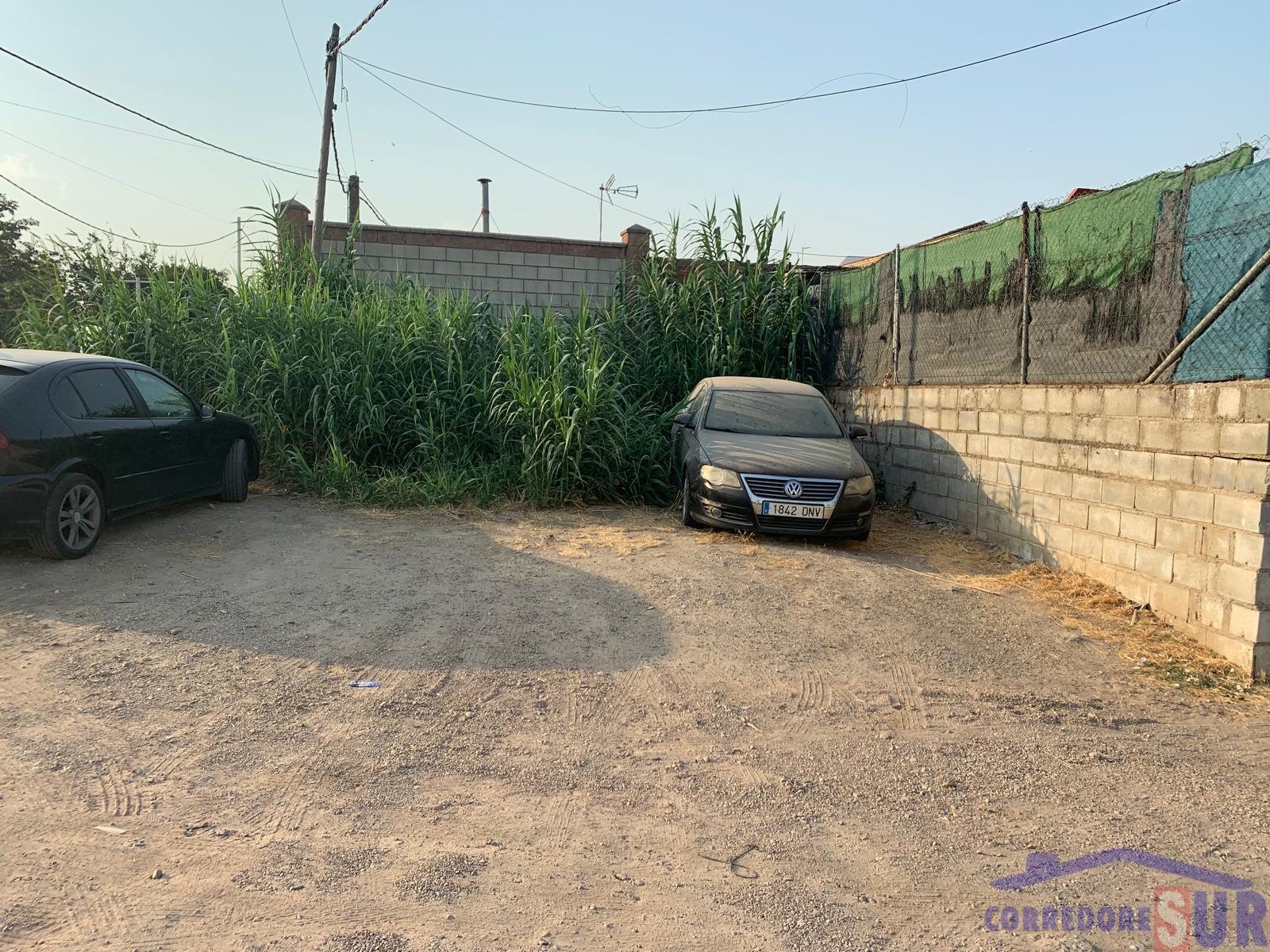 For sale of land in Córdoba