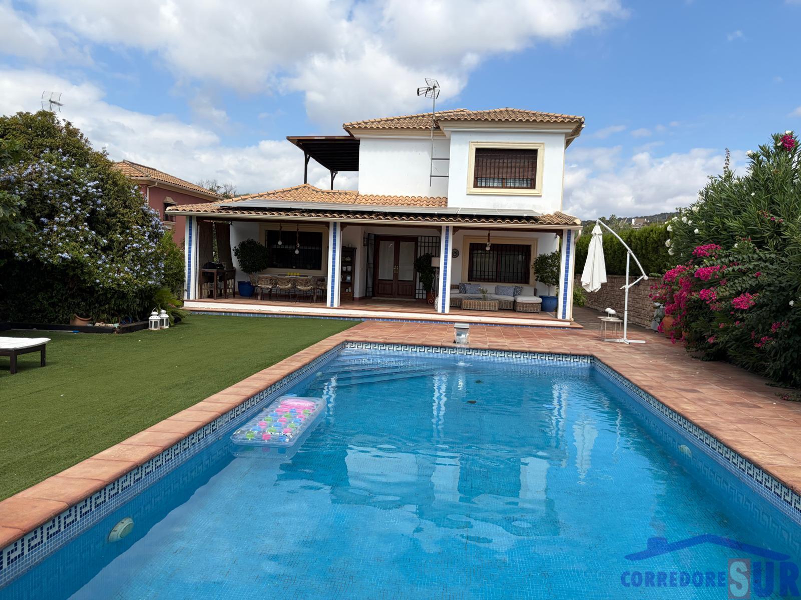 Venta de chalet en Córdoba