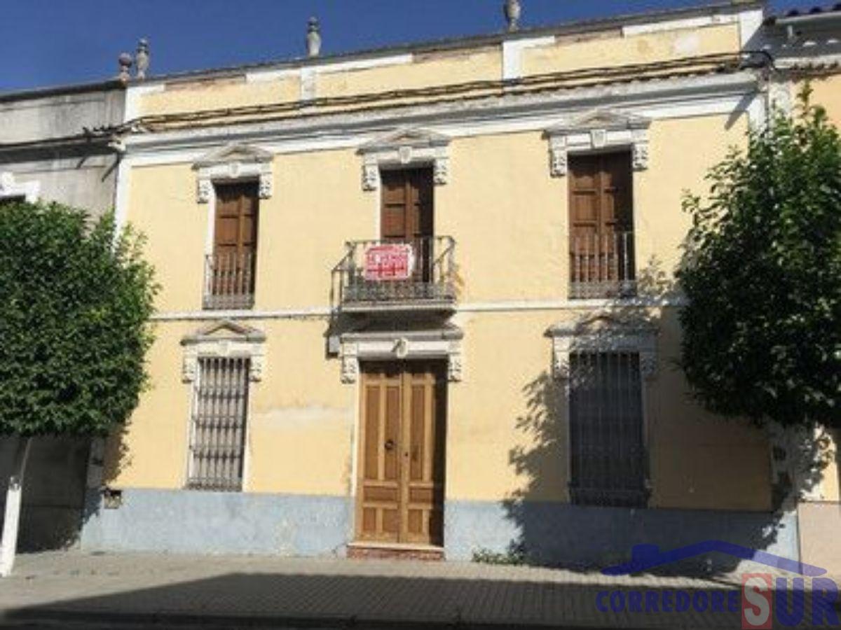 For sale of house in Pedro Abad