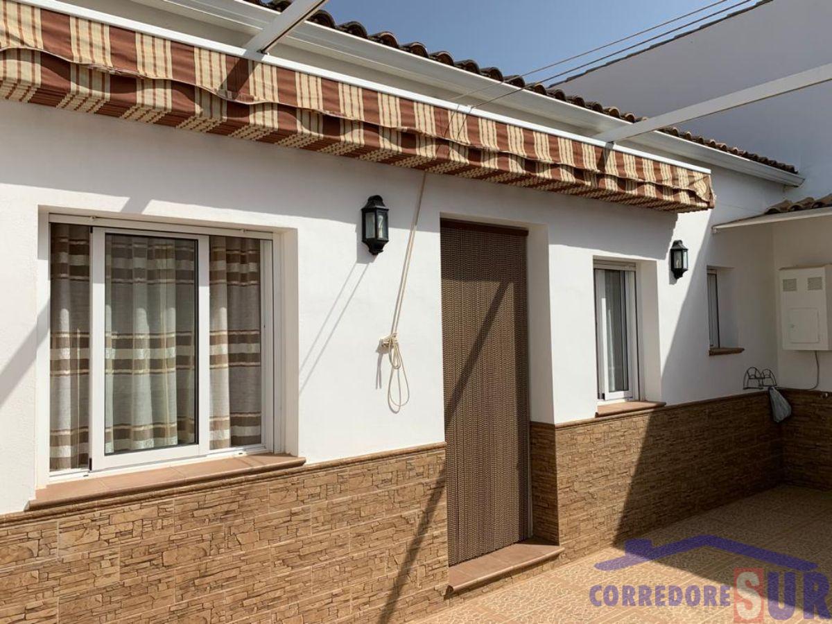 For sale of house in Córdoba