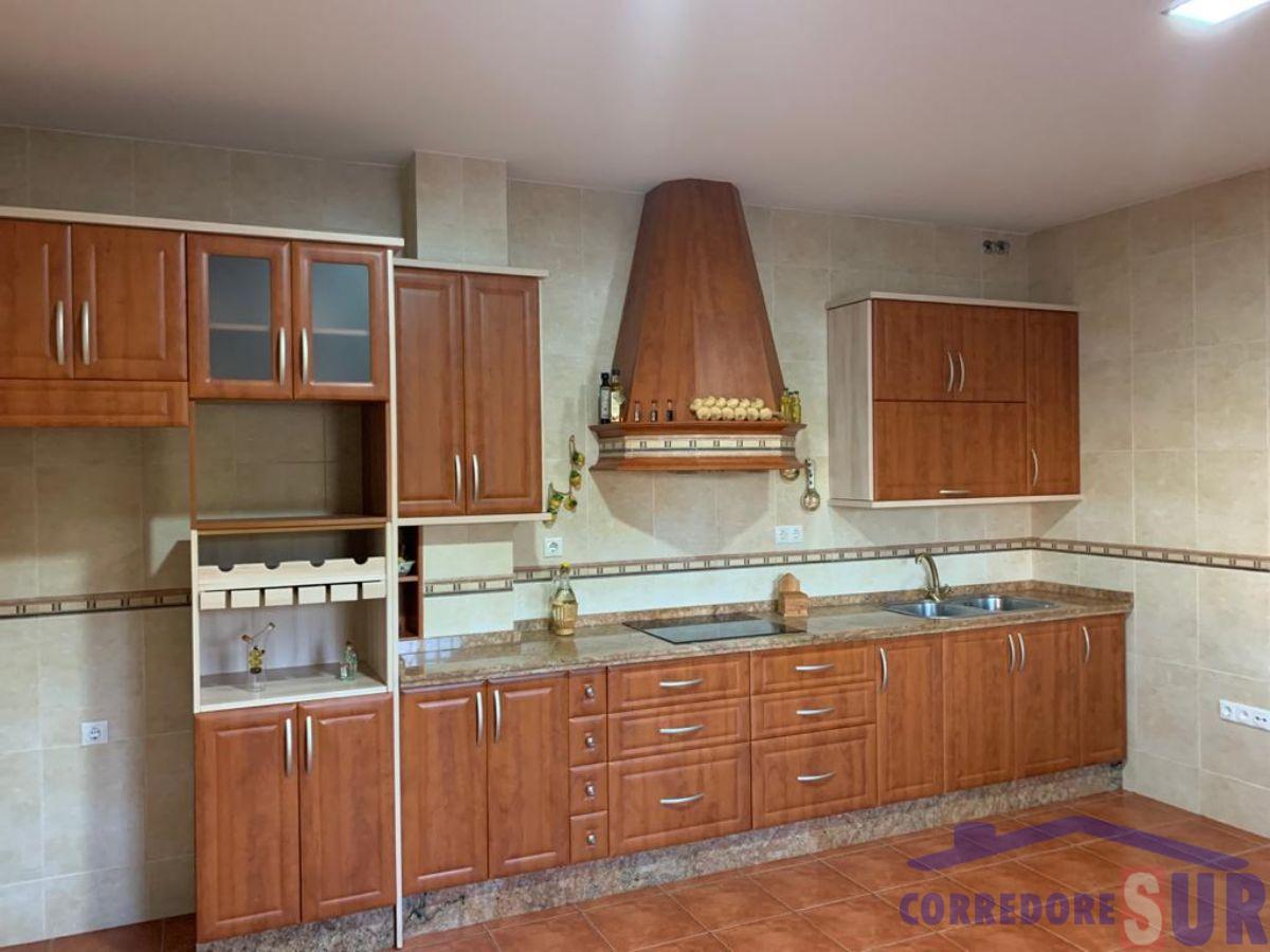 For sale of chalet in Córdoba