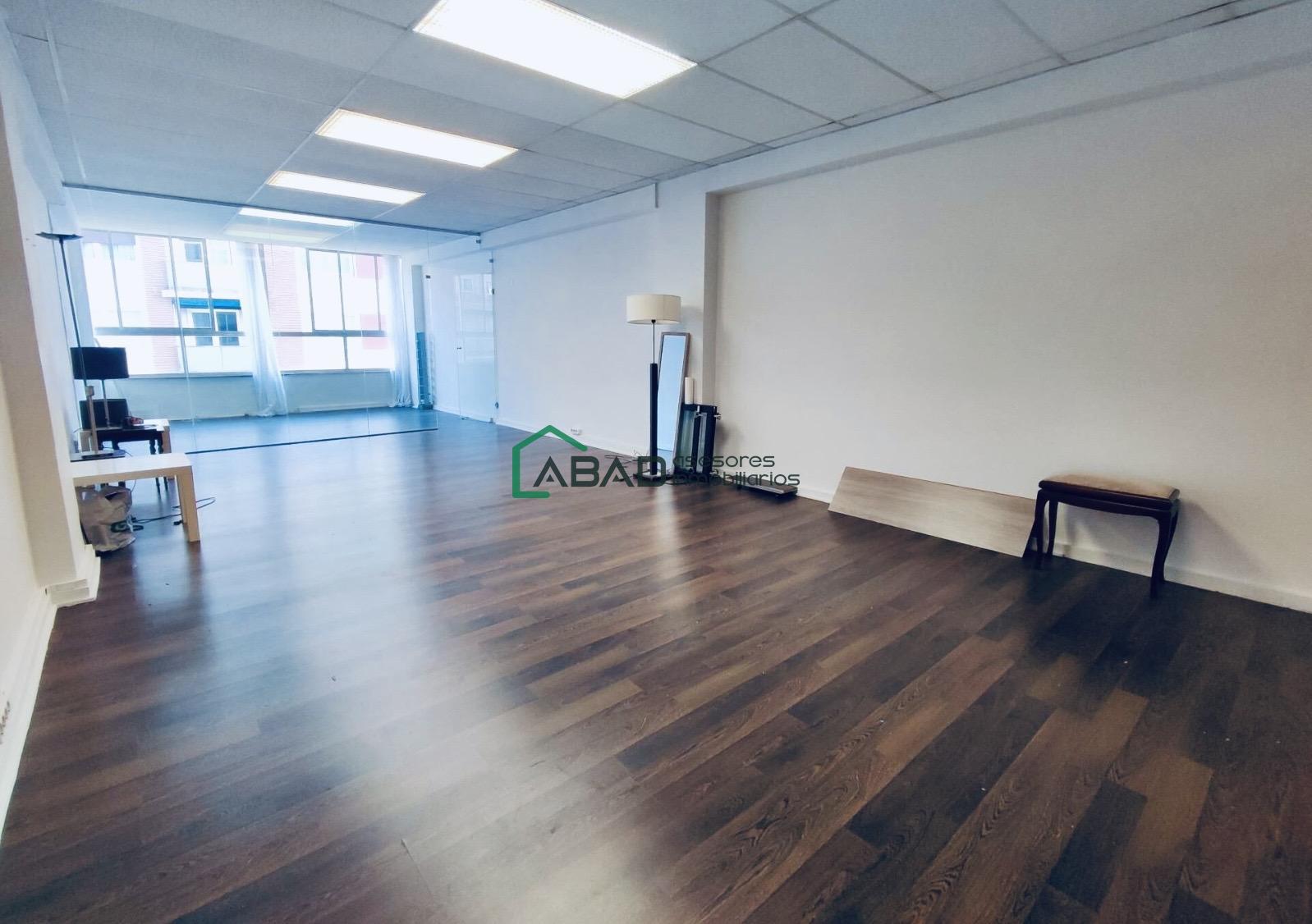 For sale of office in Bilbao