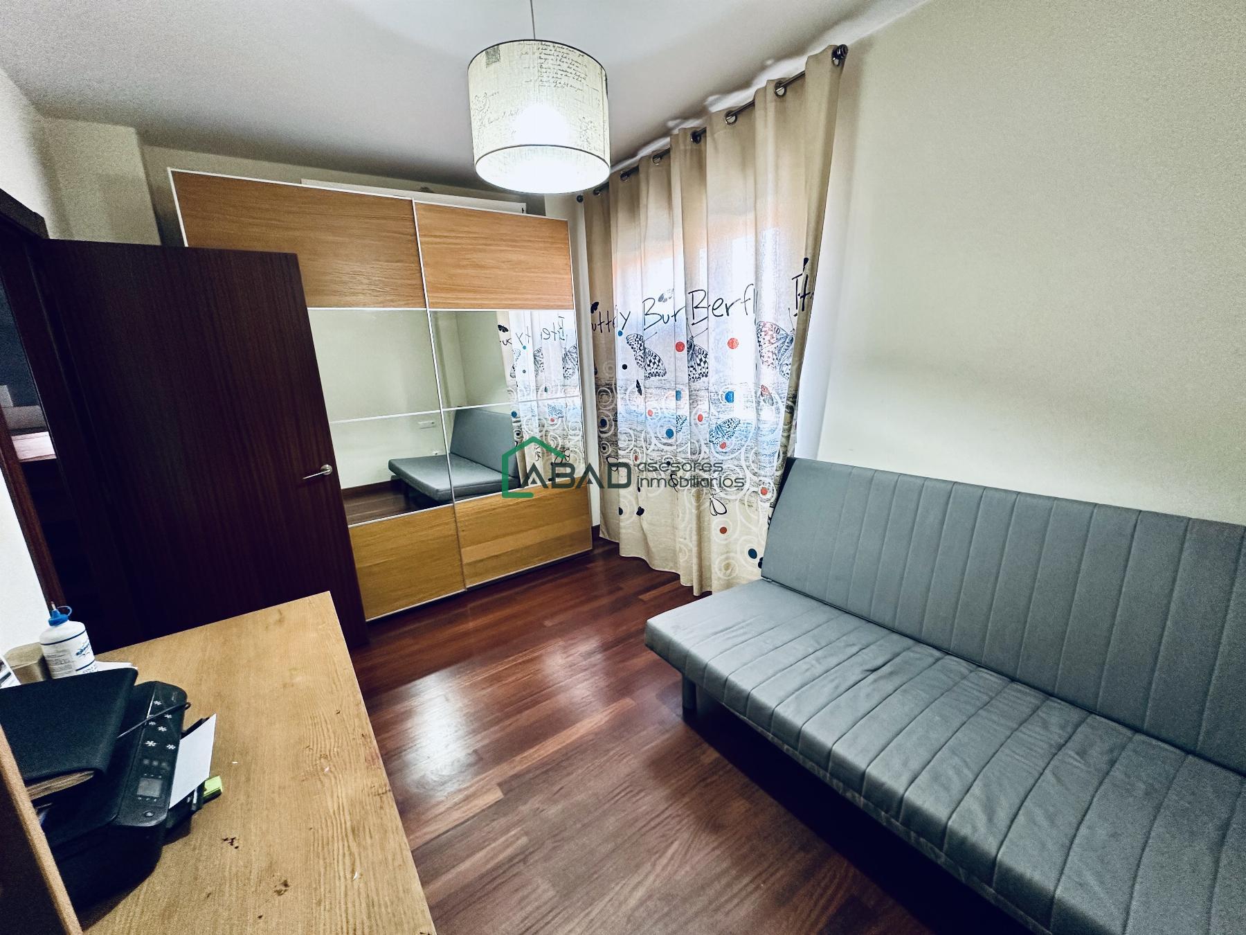 For sale of chalet in Derio