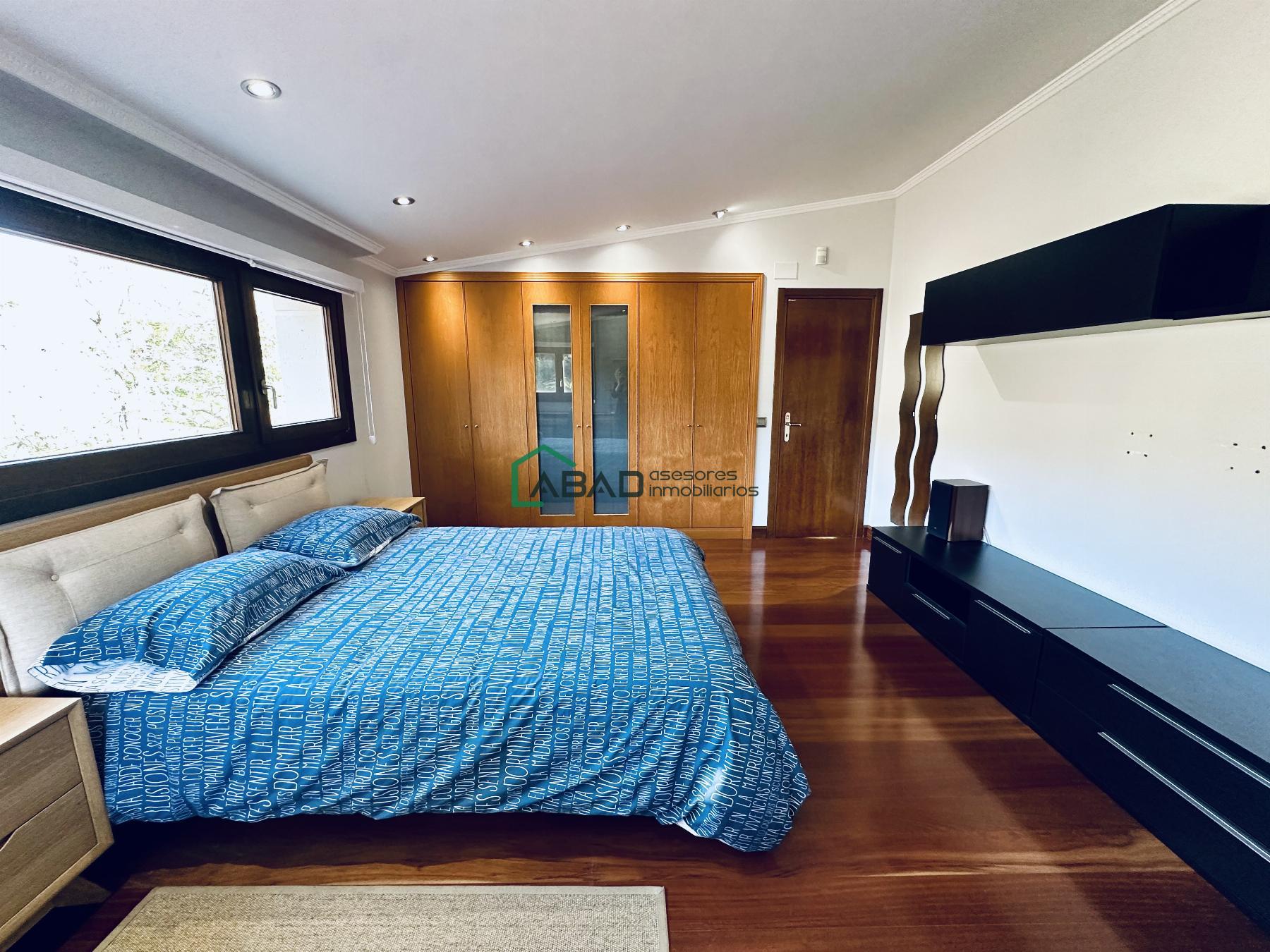 For sale of chalet in Mungia