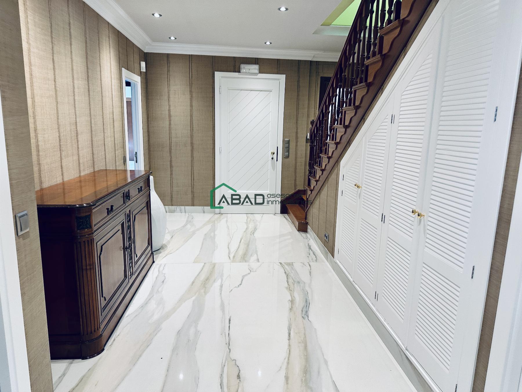 For sale of chalet in Mungia