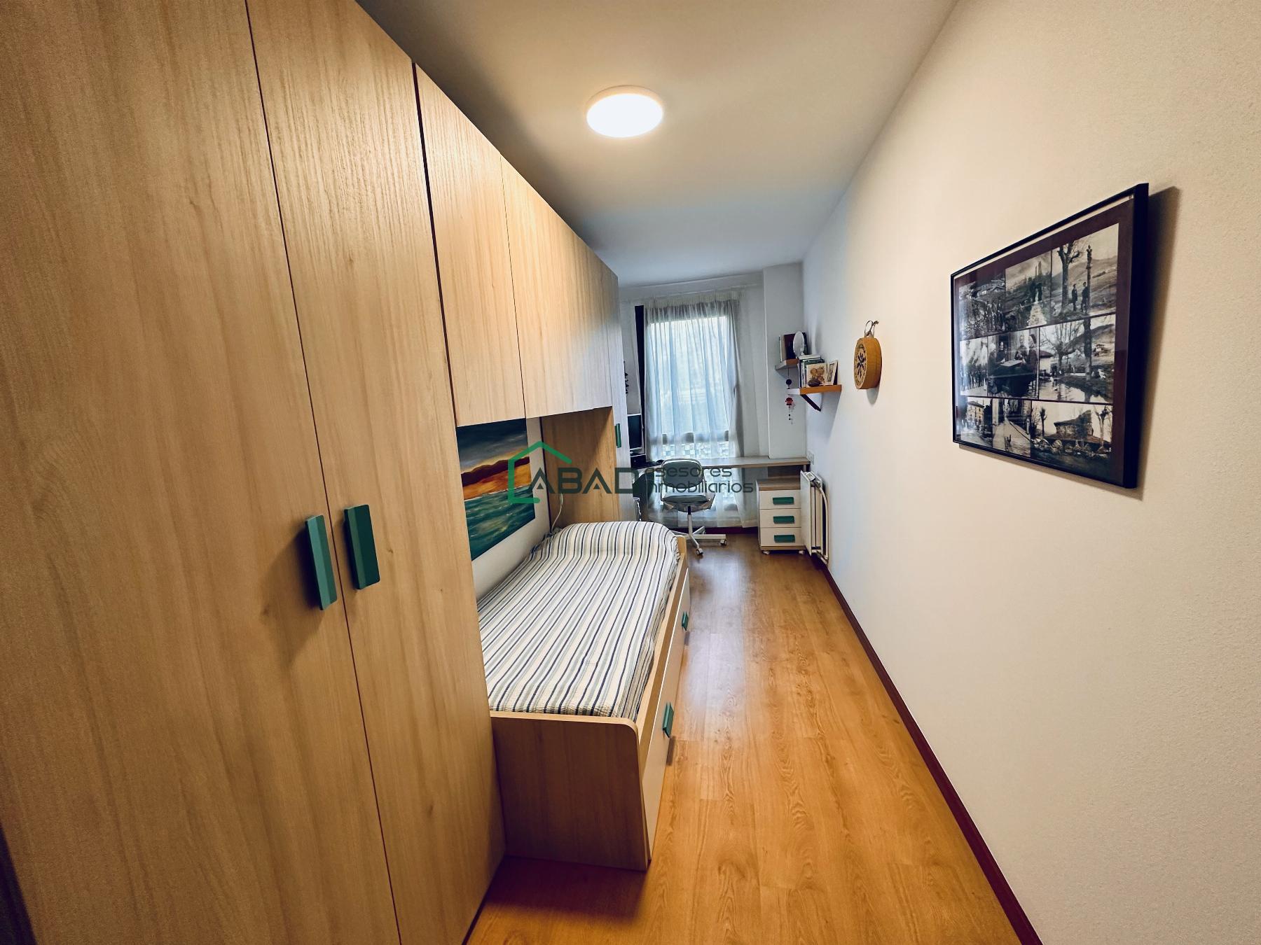 For sale of flat in Areatza