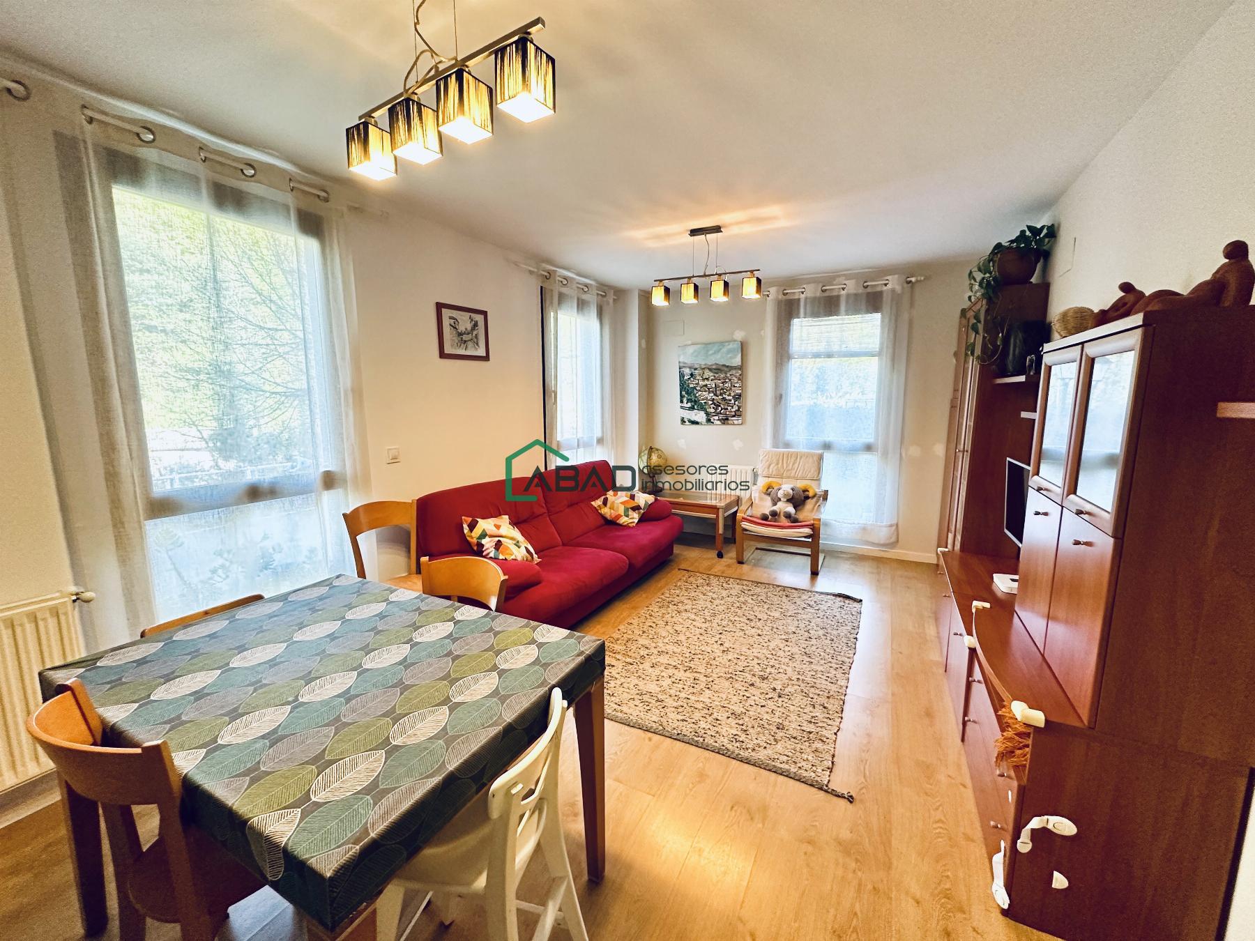 For sale of flat in Areatza