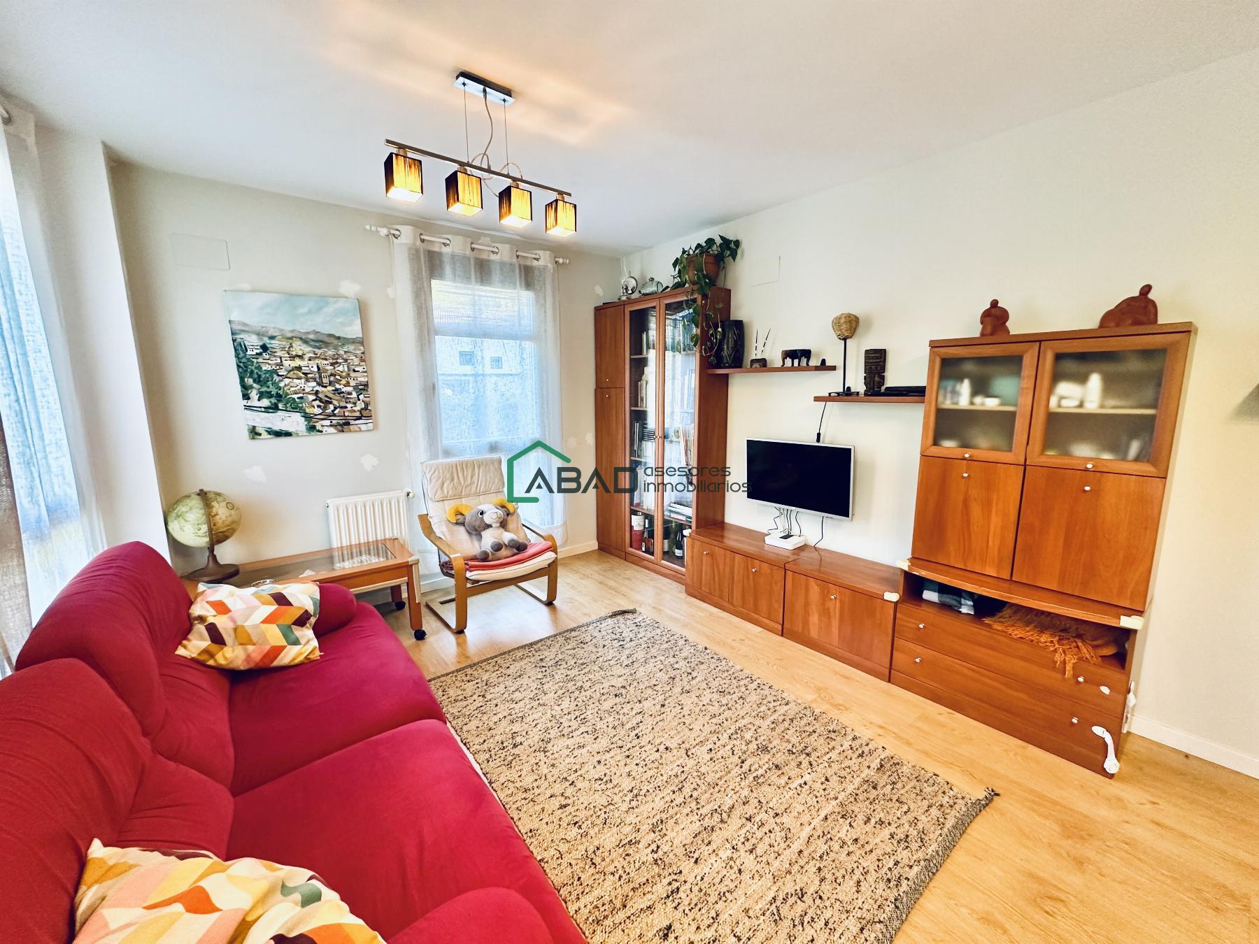 For sale of flat in Areatza