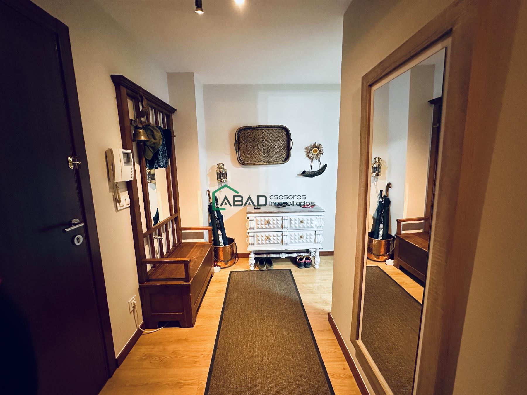 For sale of flat in Areatza