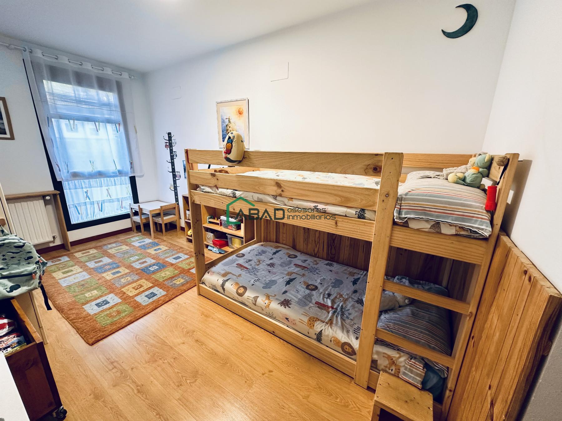 For sale of flat in Areatza