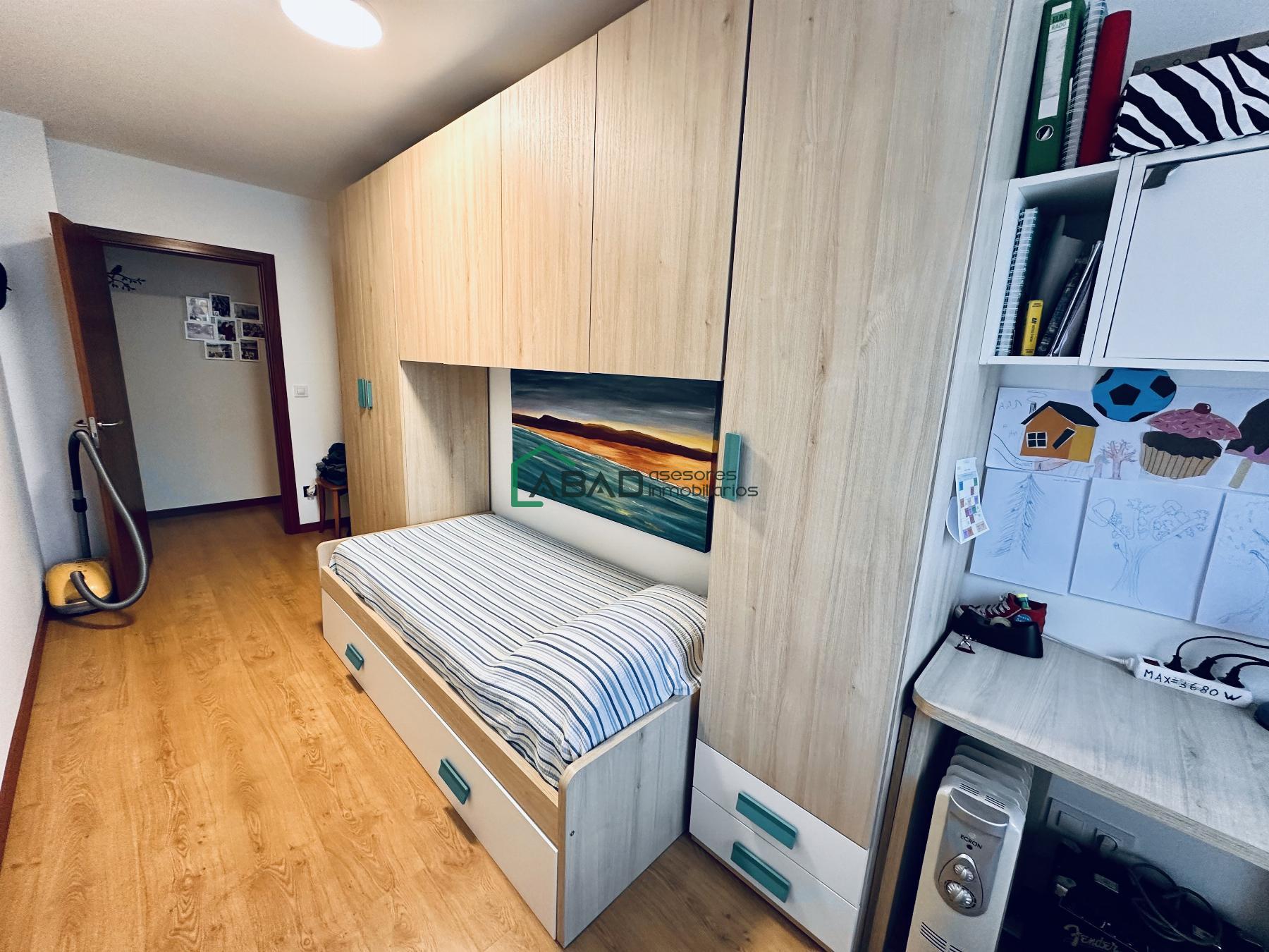 For sale of flat in Areatza
