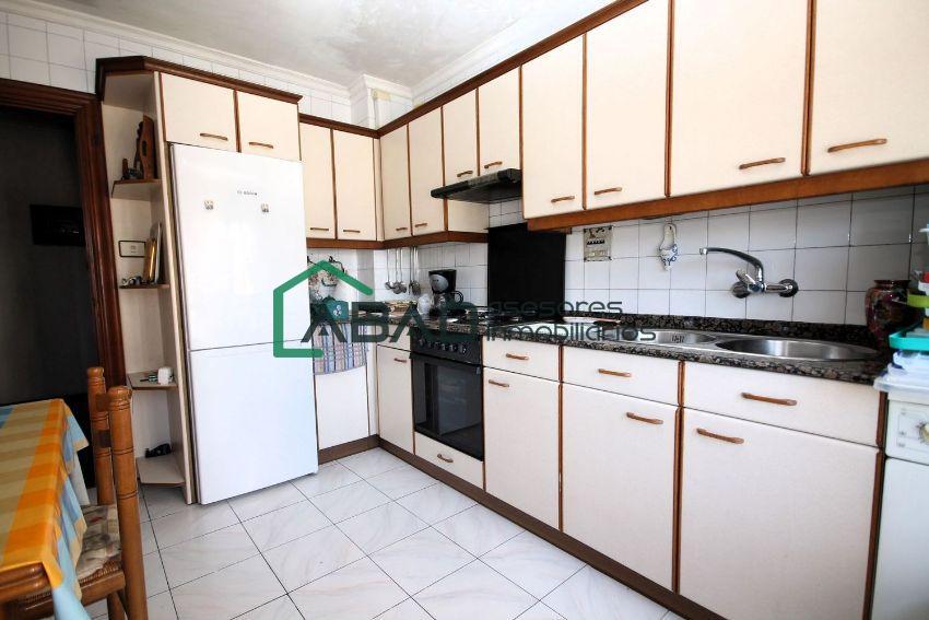 For sale of flat in Santurtzi