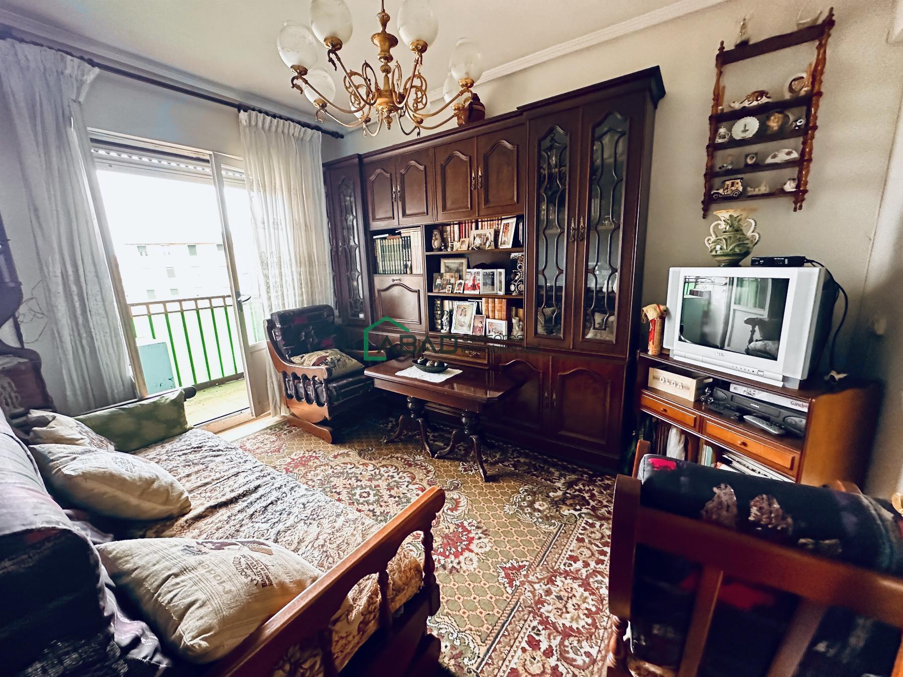For sale of flat in Santurtzi