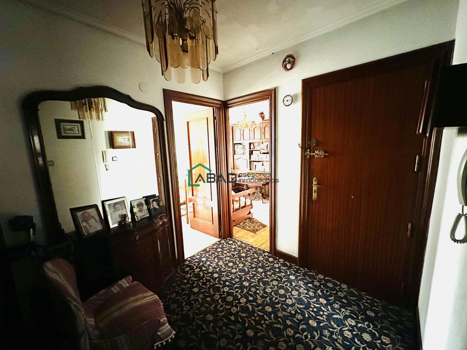 For sale of flat in Santurtzi