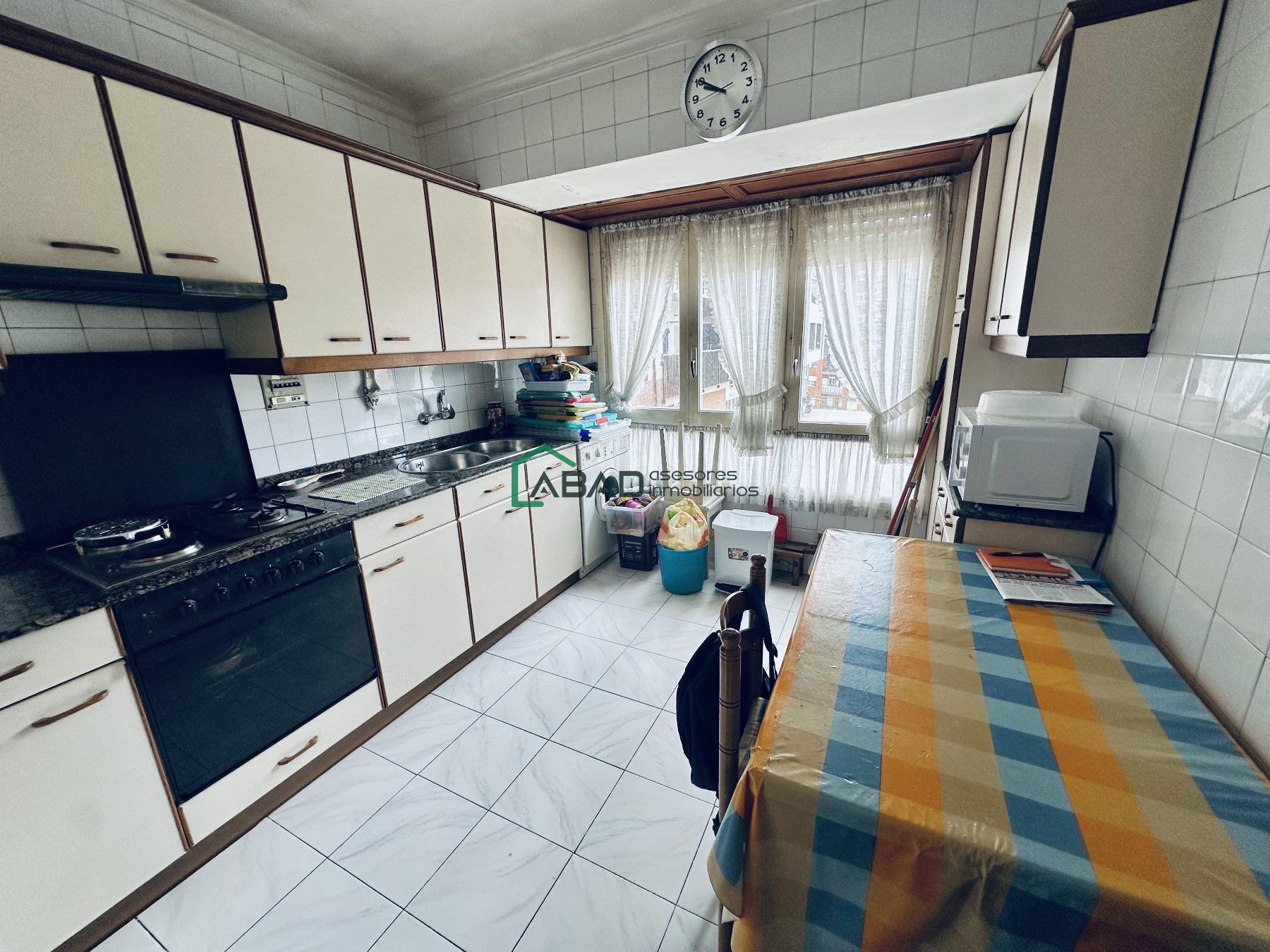 For sale of flat in Santurtzi