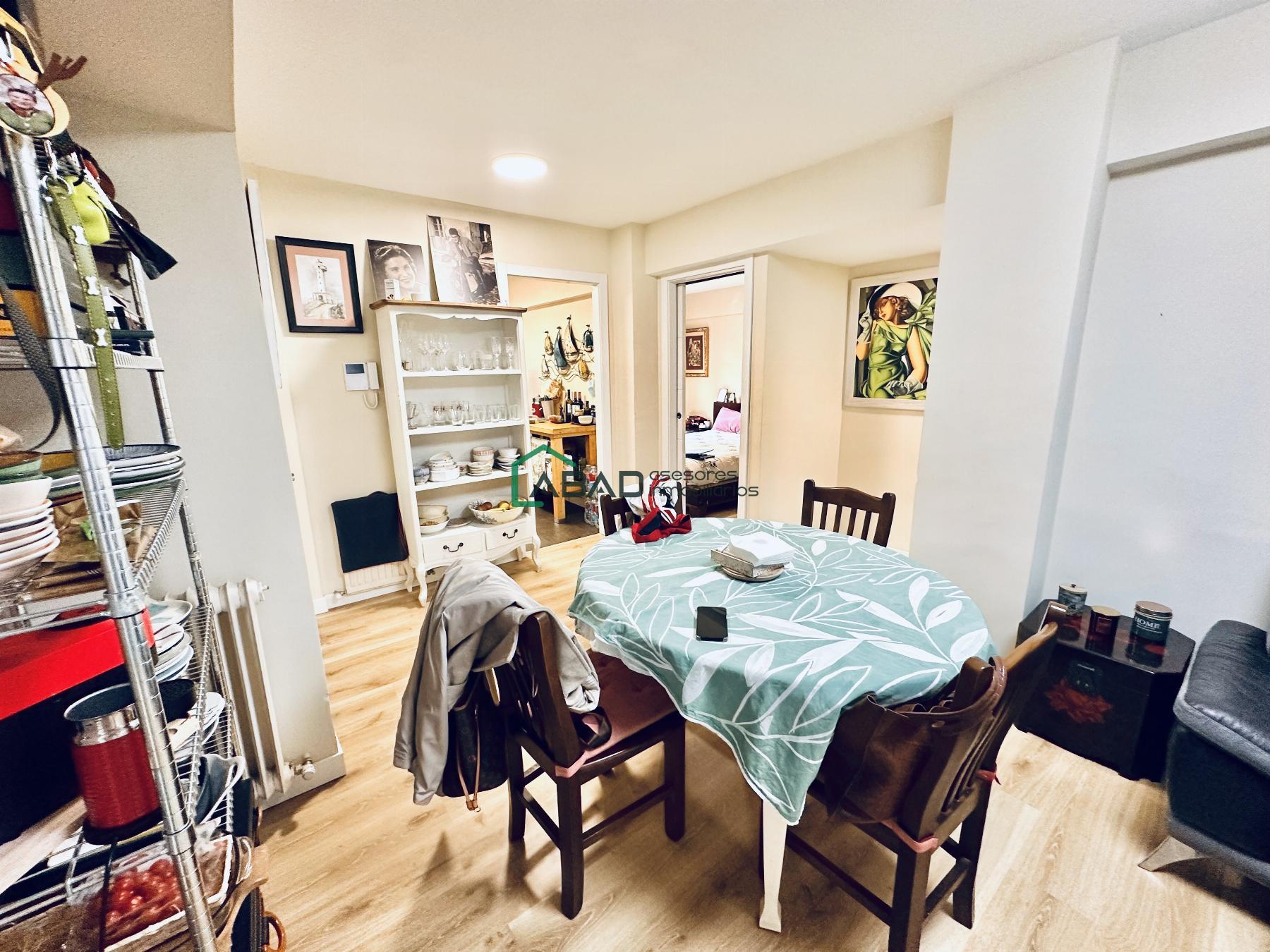 For sale of flat in Bilbao