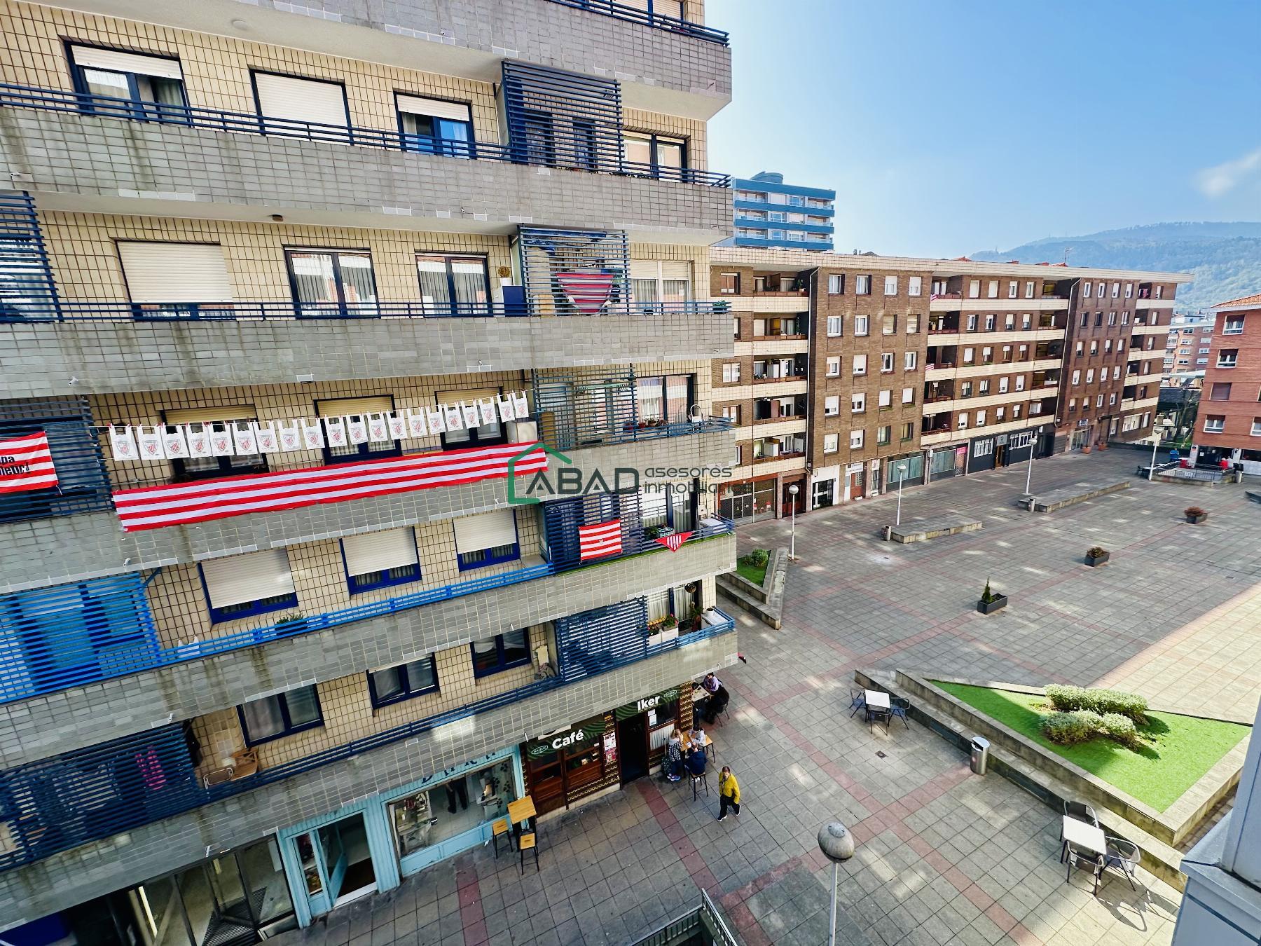 For sale of flat in Bilbao