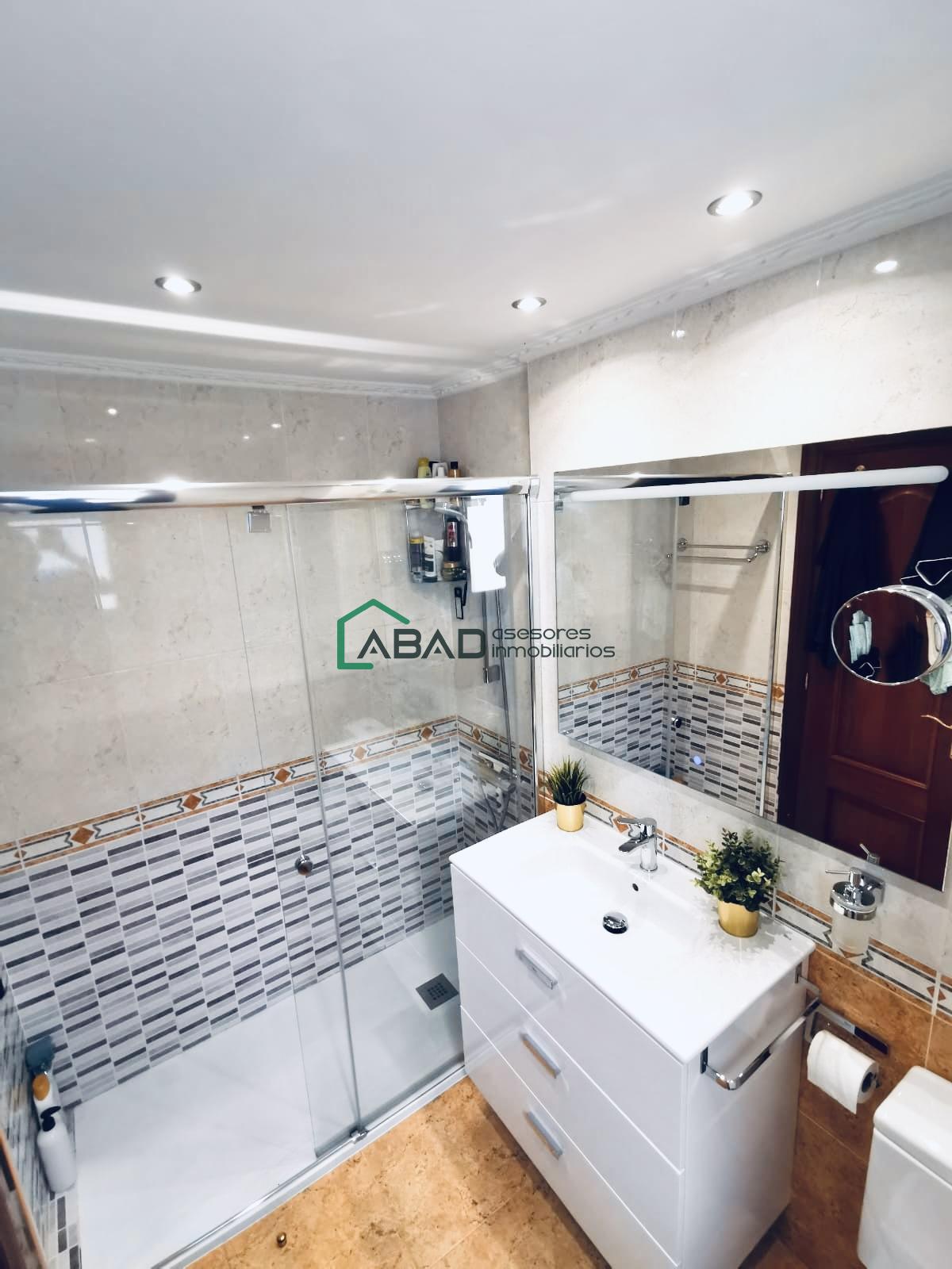 For sale of flat in Bilbao