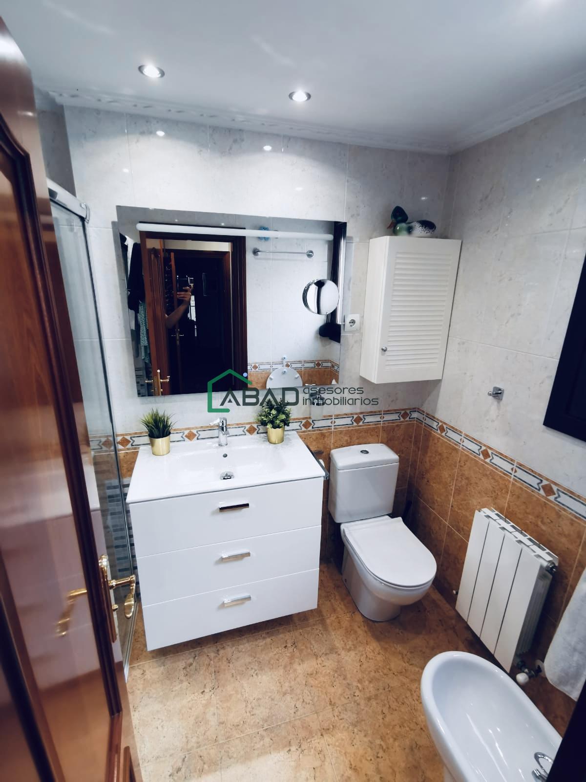 For sale of flat in Bilbao