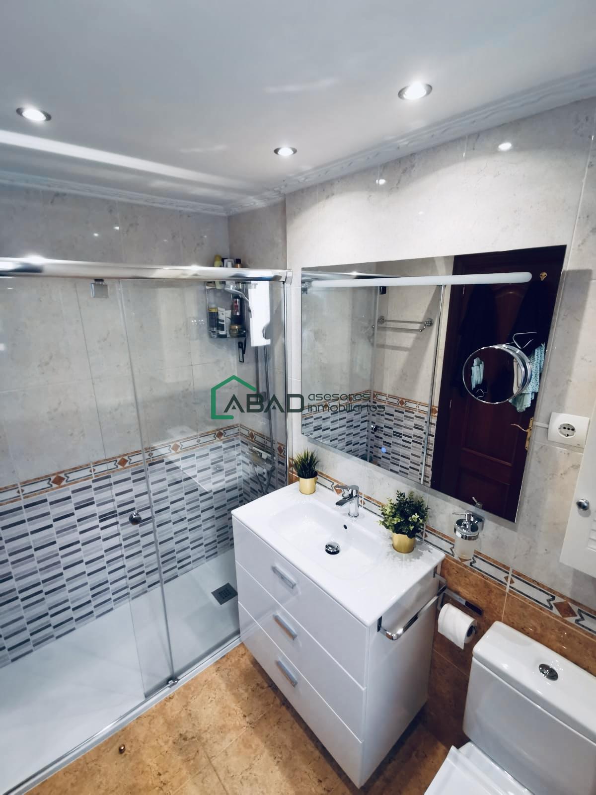 For sale of flat in Bilbao