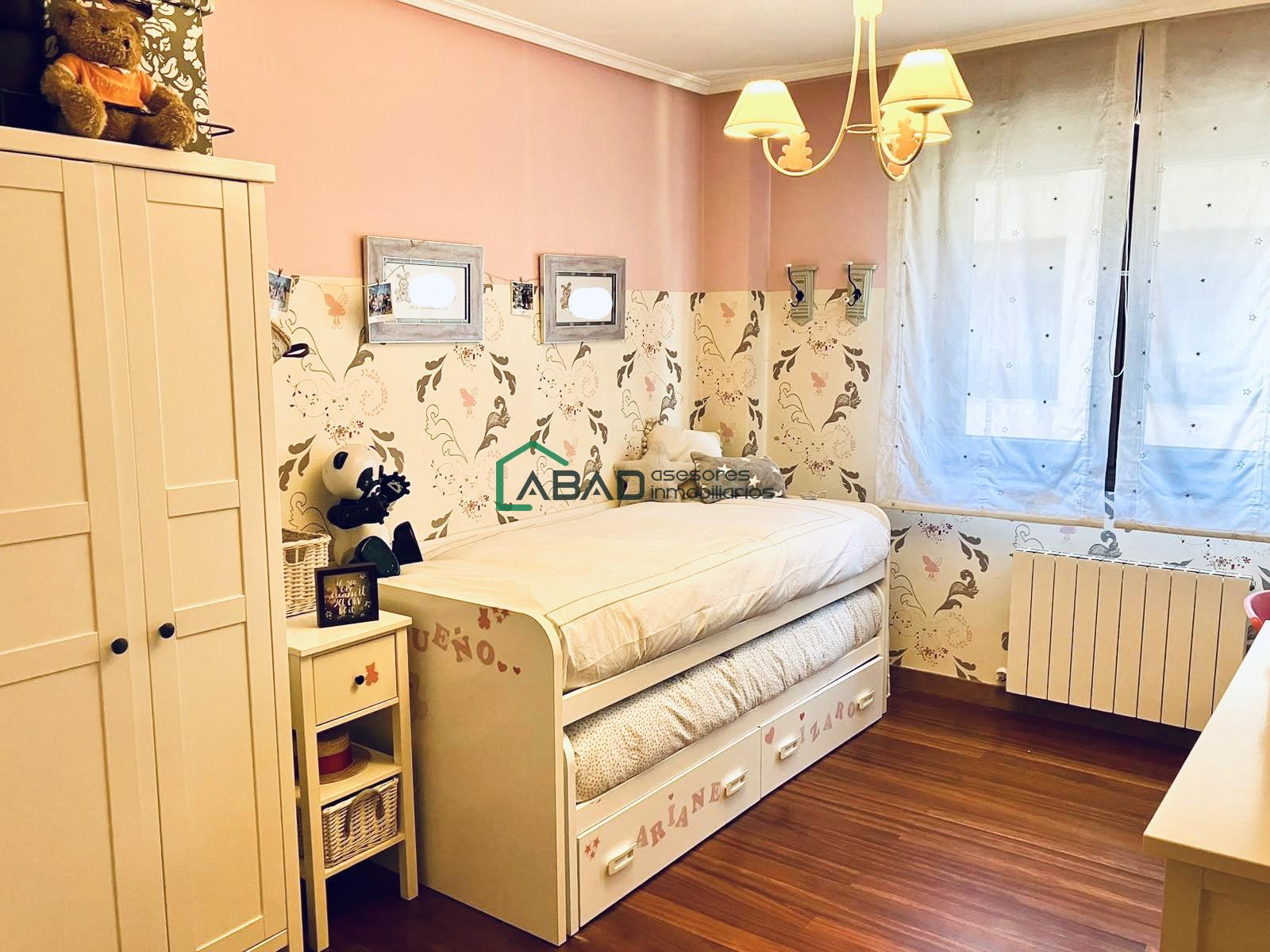For sale of flat in Barakaldo