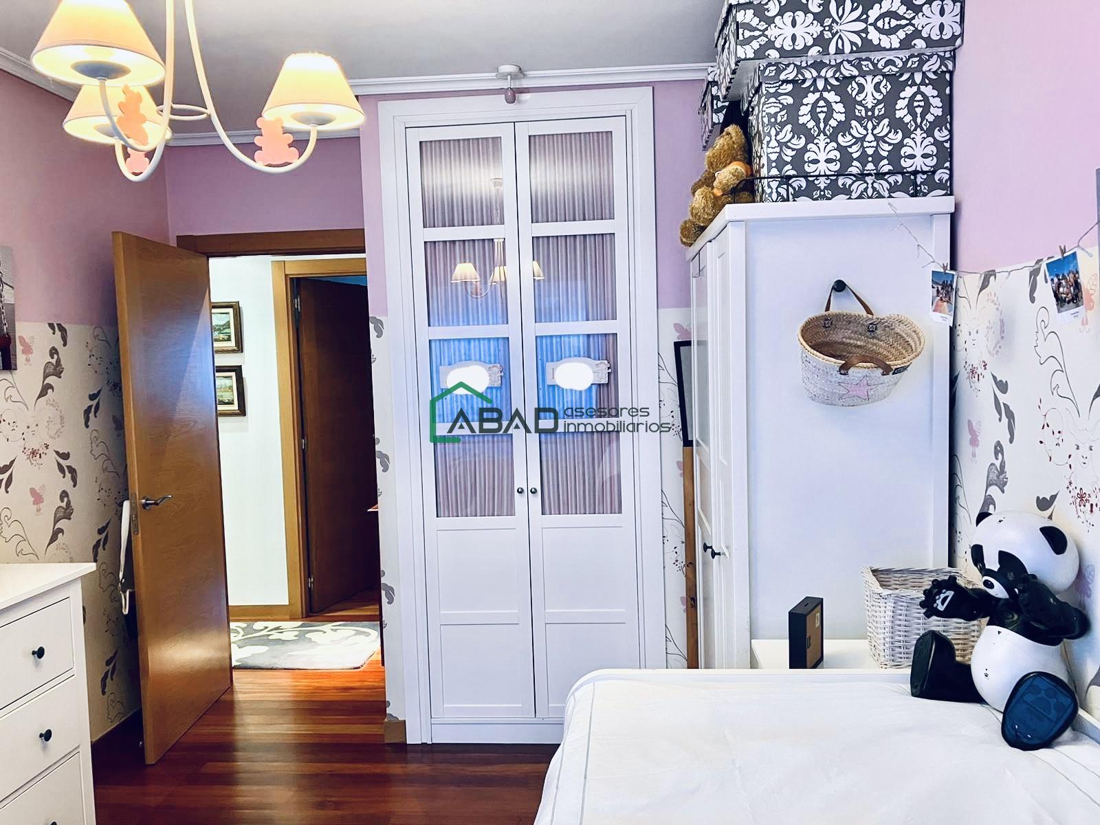For sale of flat in Barakaldo