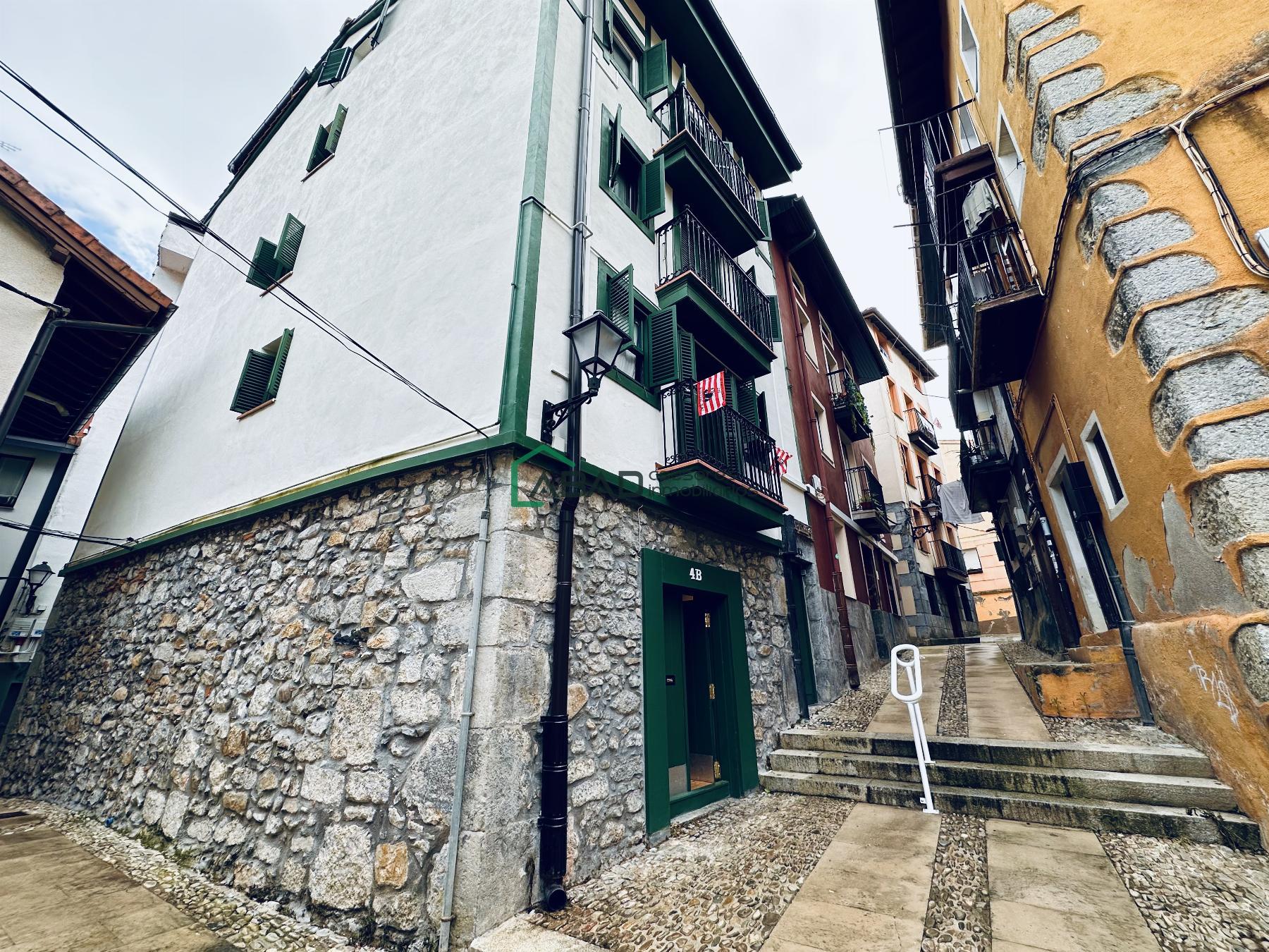 For sale of duplex in Mundaka