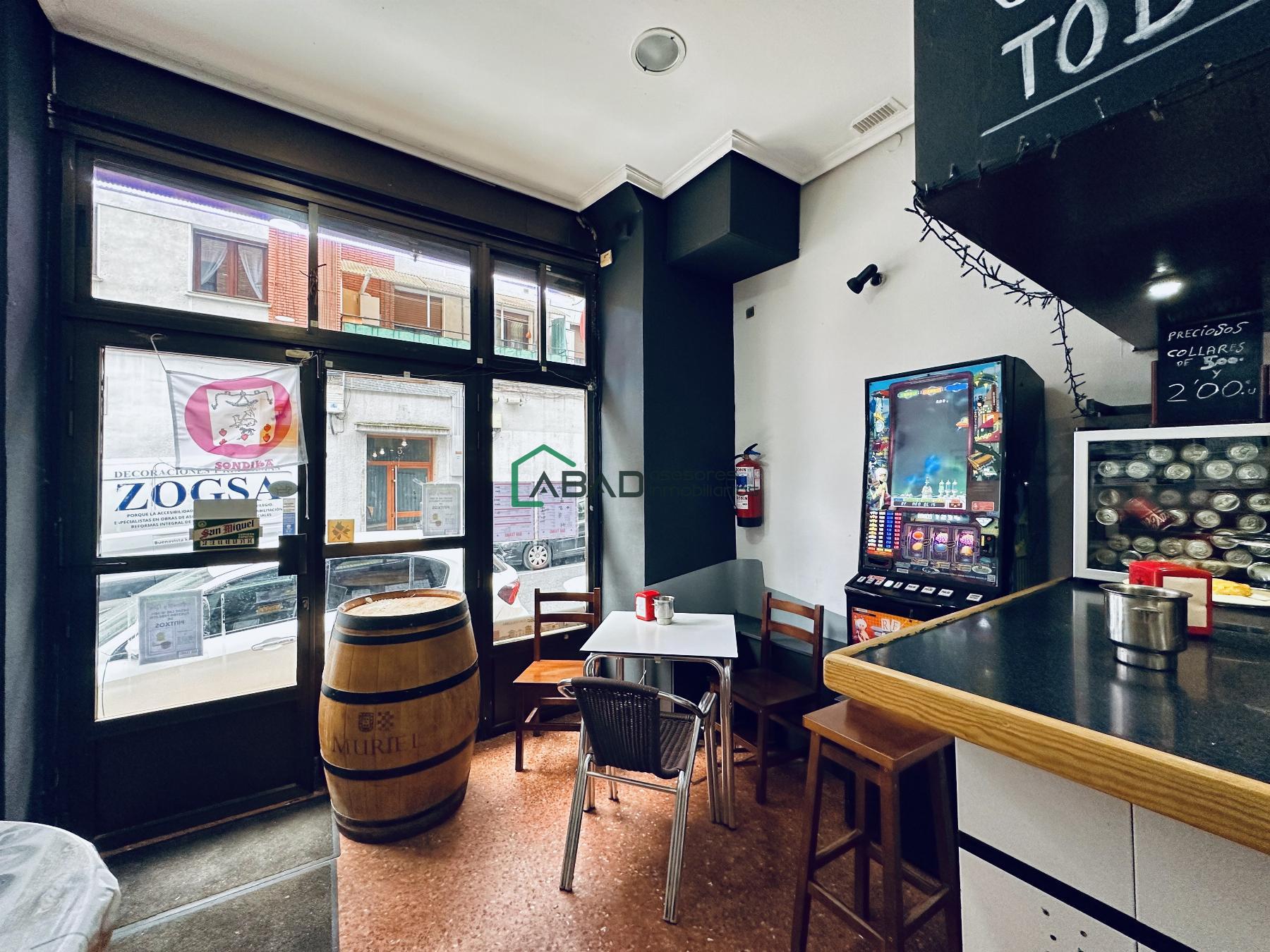 Venta de local comercial en Sondika