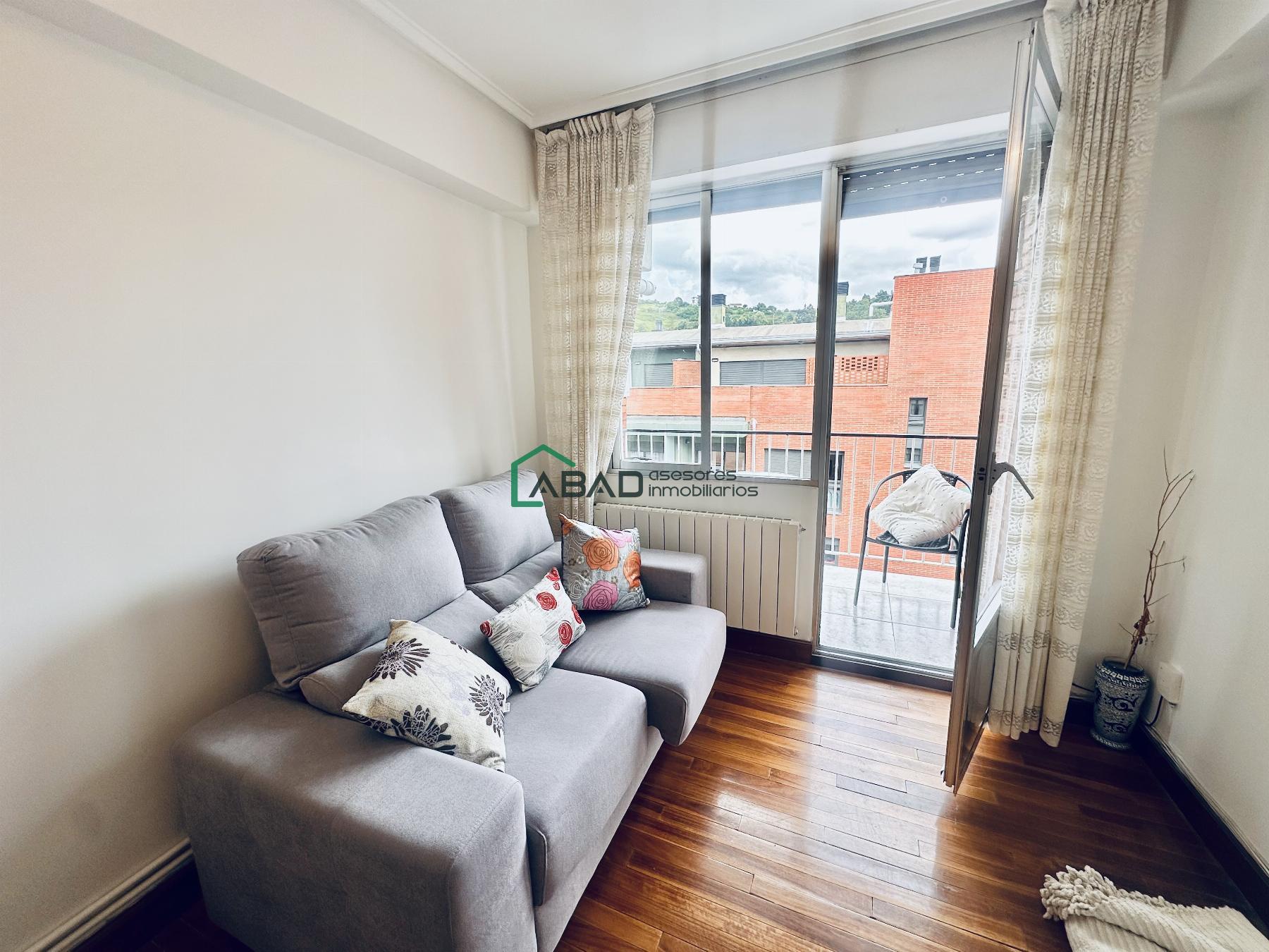 For sale of flat in Erandio