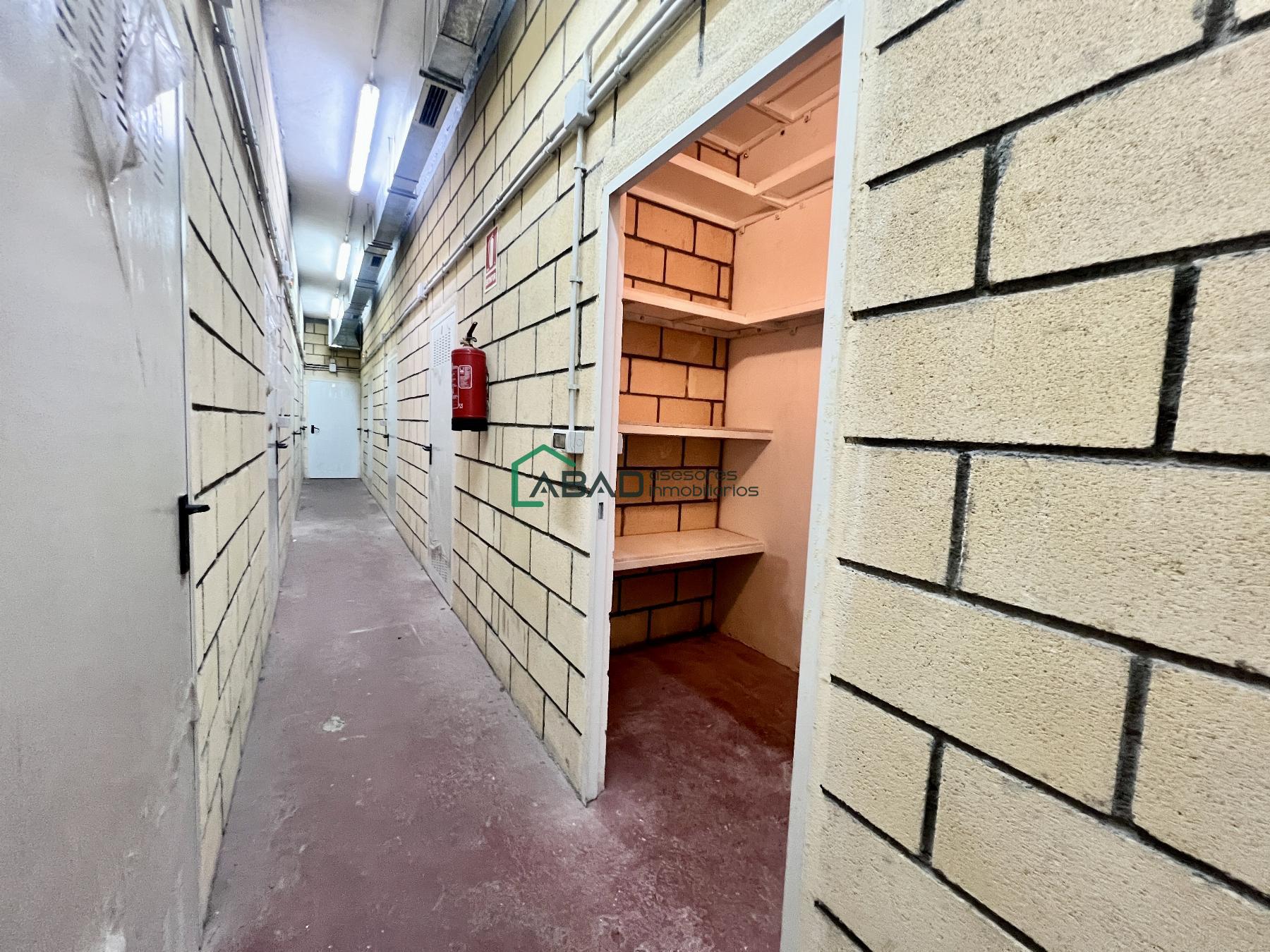 For sale of storage room in Bilbao