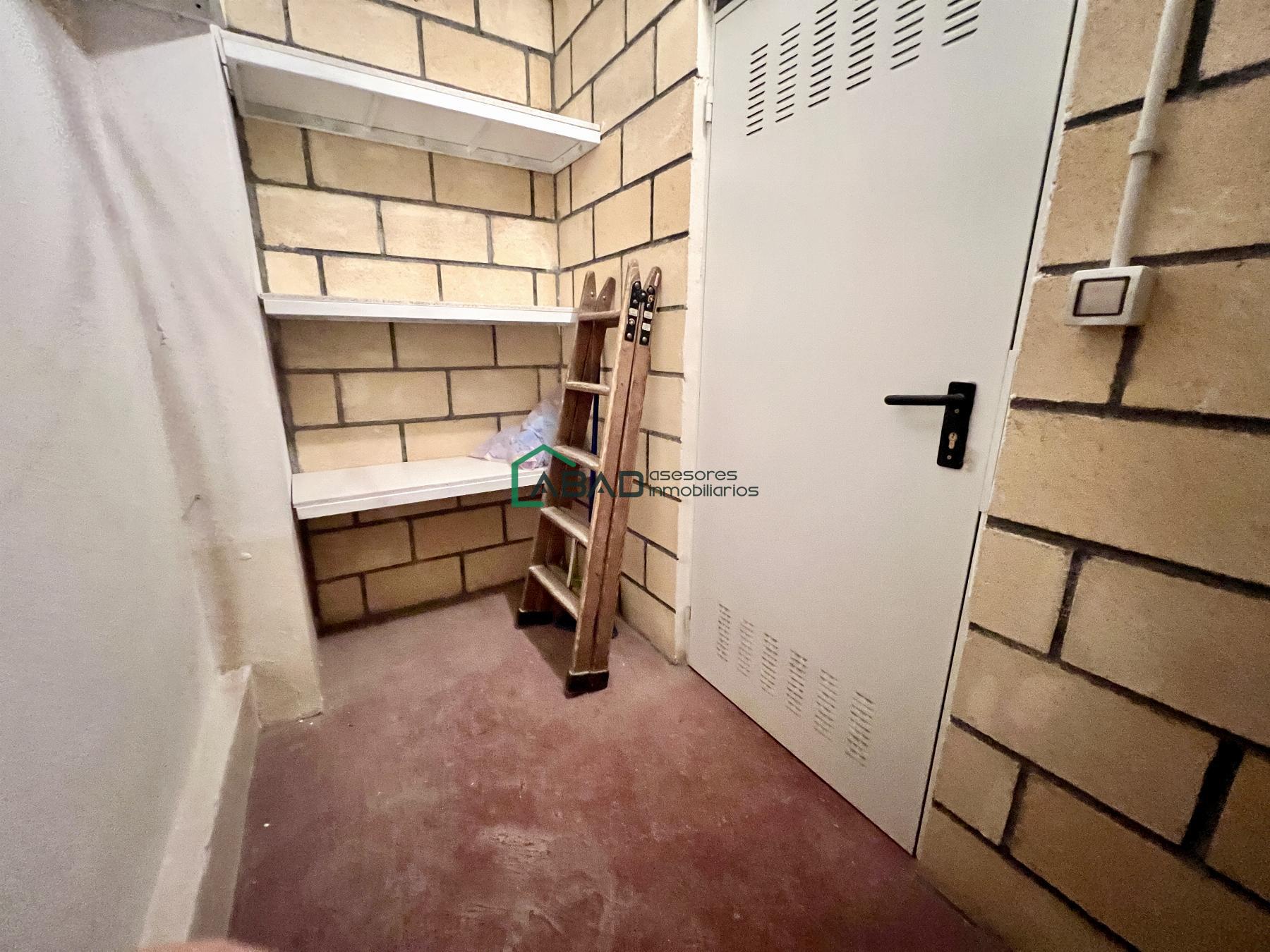 For sale of storage room in Bilbao