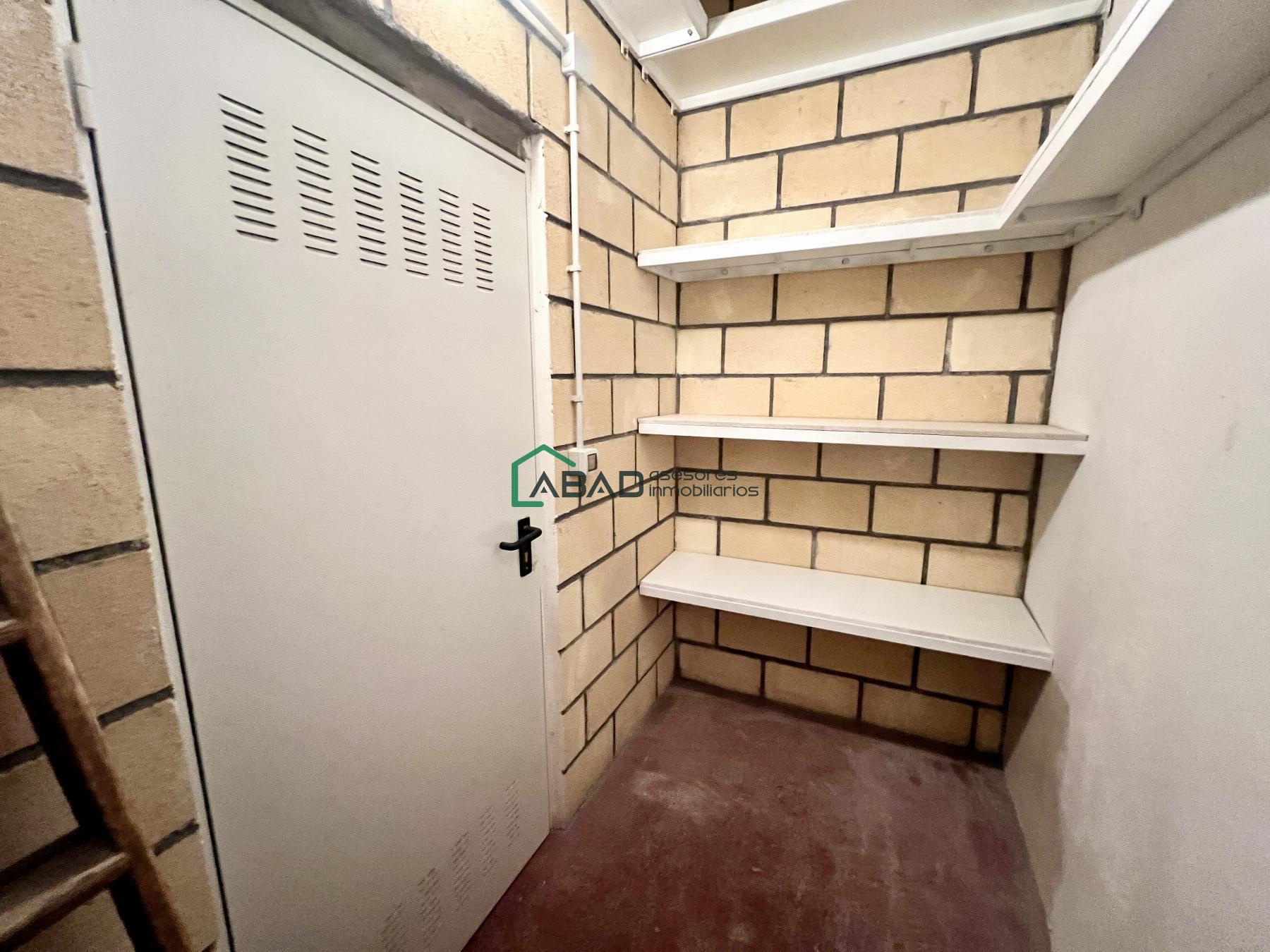 For sale of storage room in Bilbao