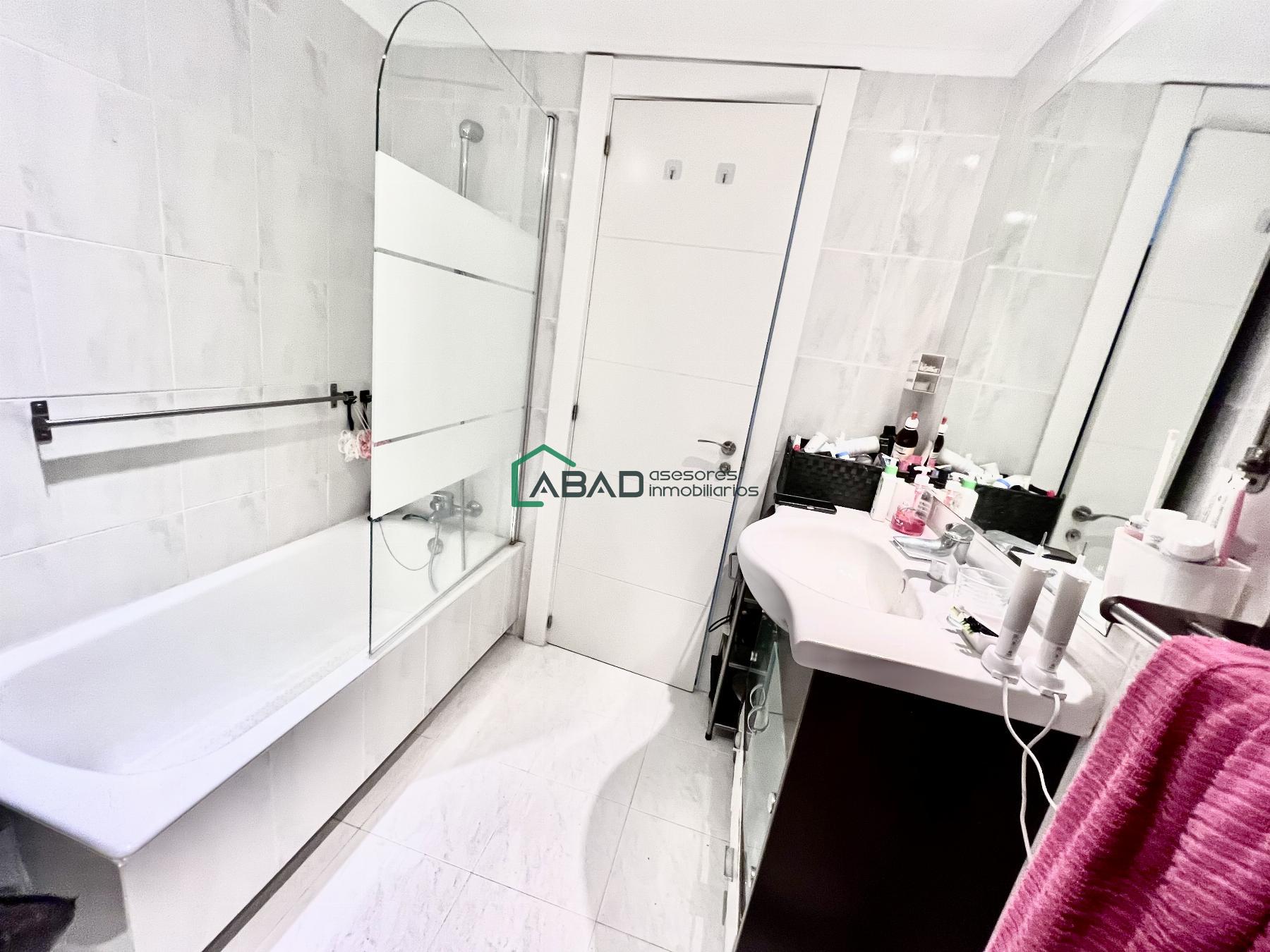 For sale of flat in Bilbao