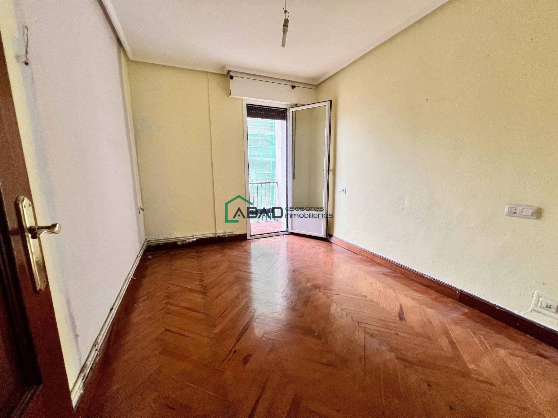 For sale of flat in Bilbao