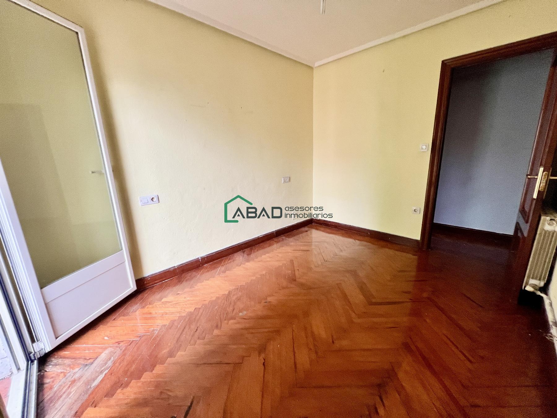 For sale of flat in Bilbao