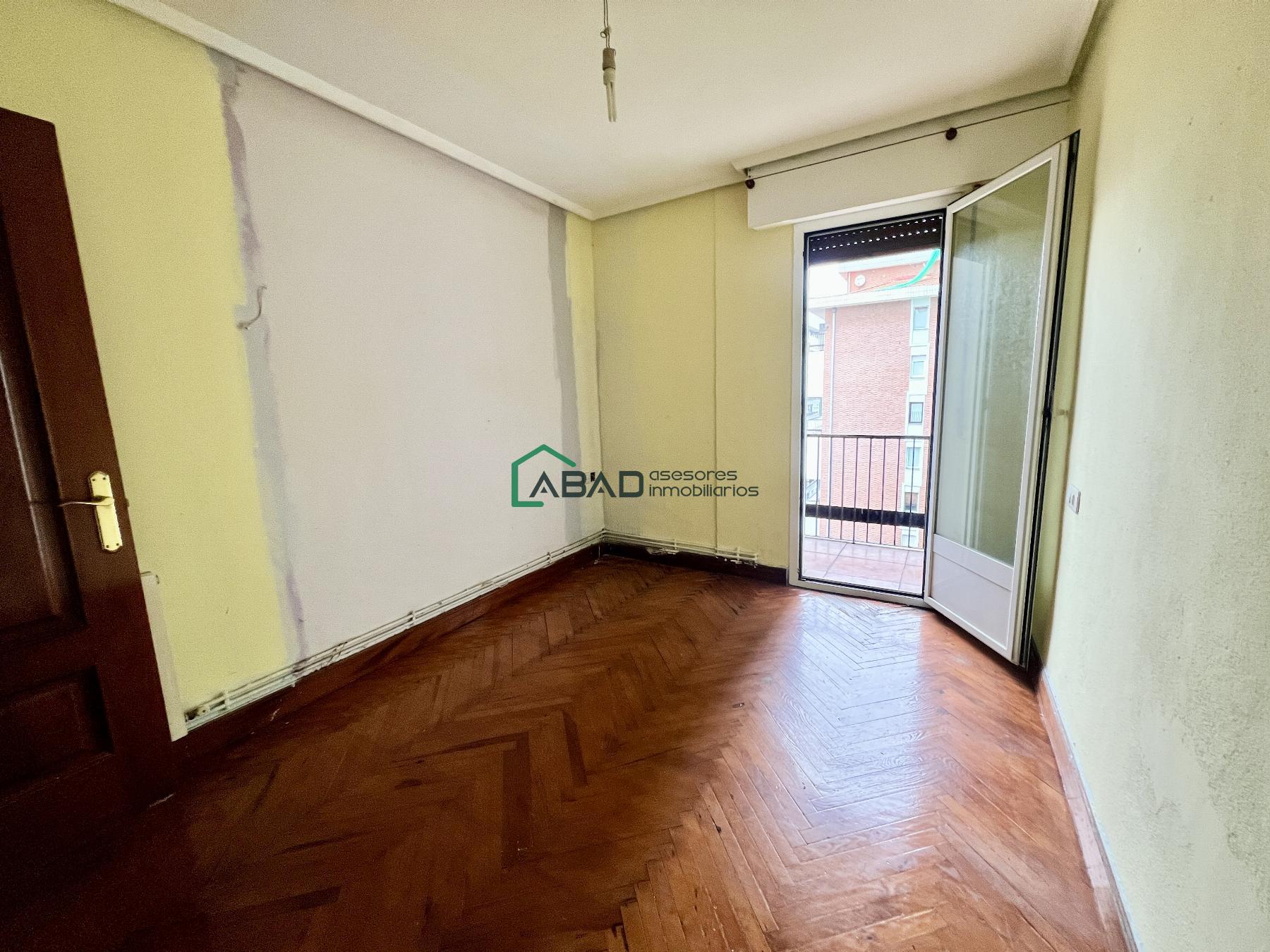 For sale of flat in Bilbao