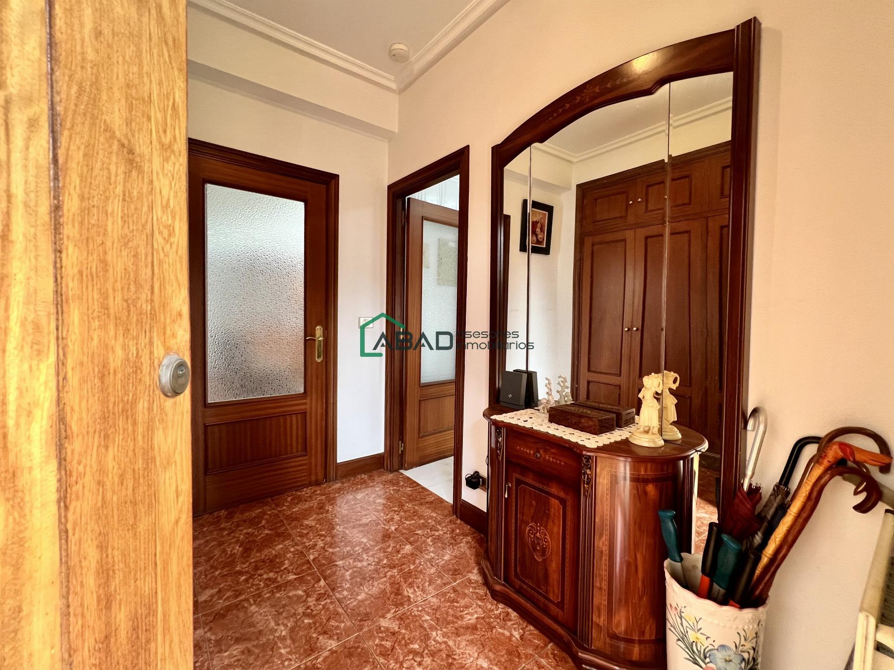 For sale of house in Urduliz