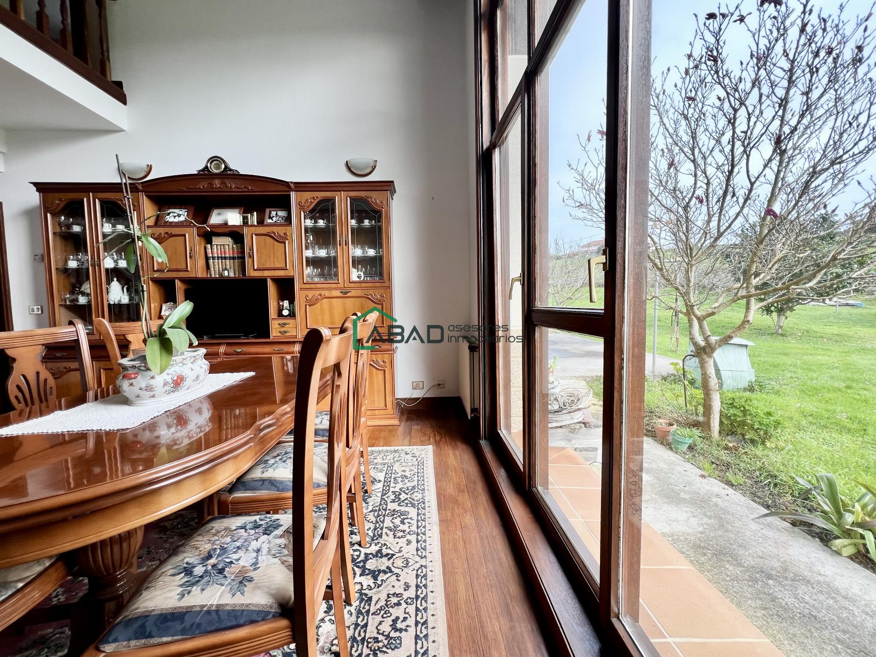 For sale of house in Urduliz