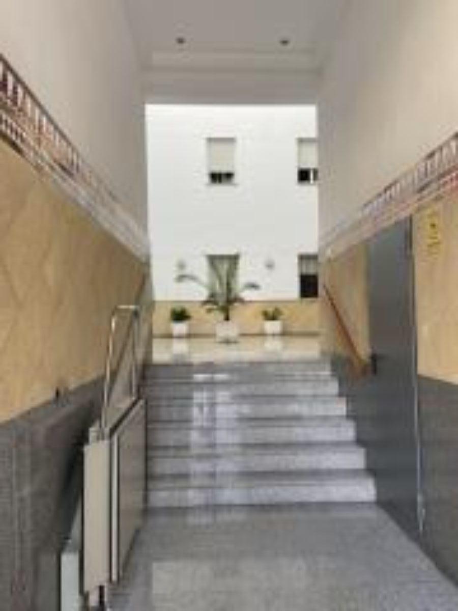 For sale of flat in Jerez de la Frontera