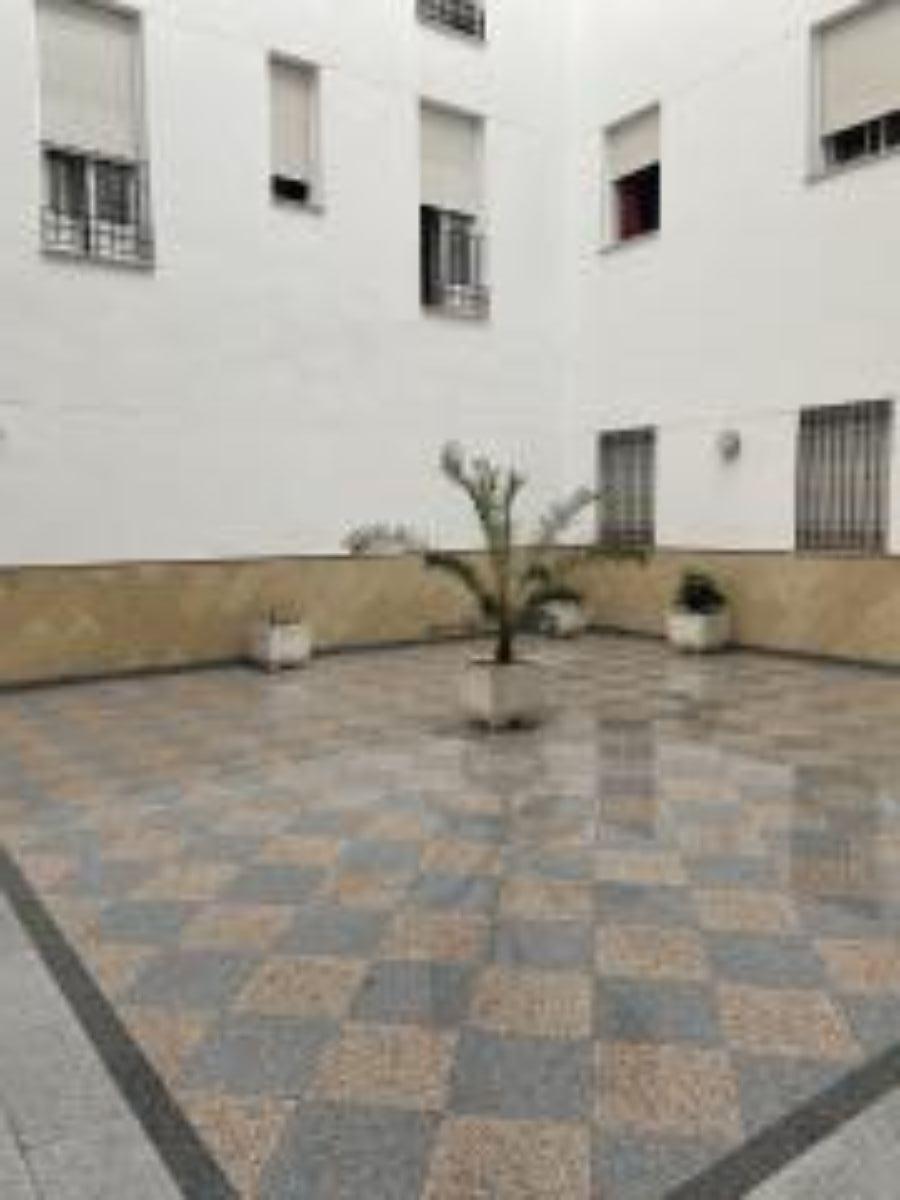 For sale of flat in Jerez de la Frontera