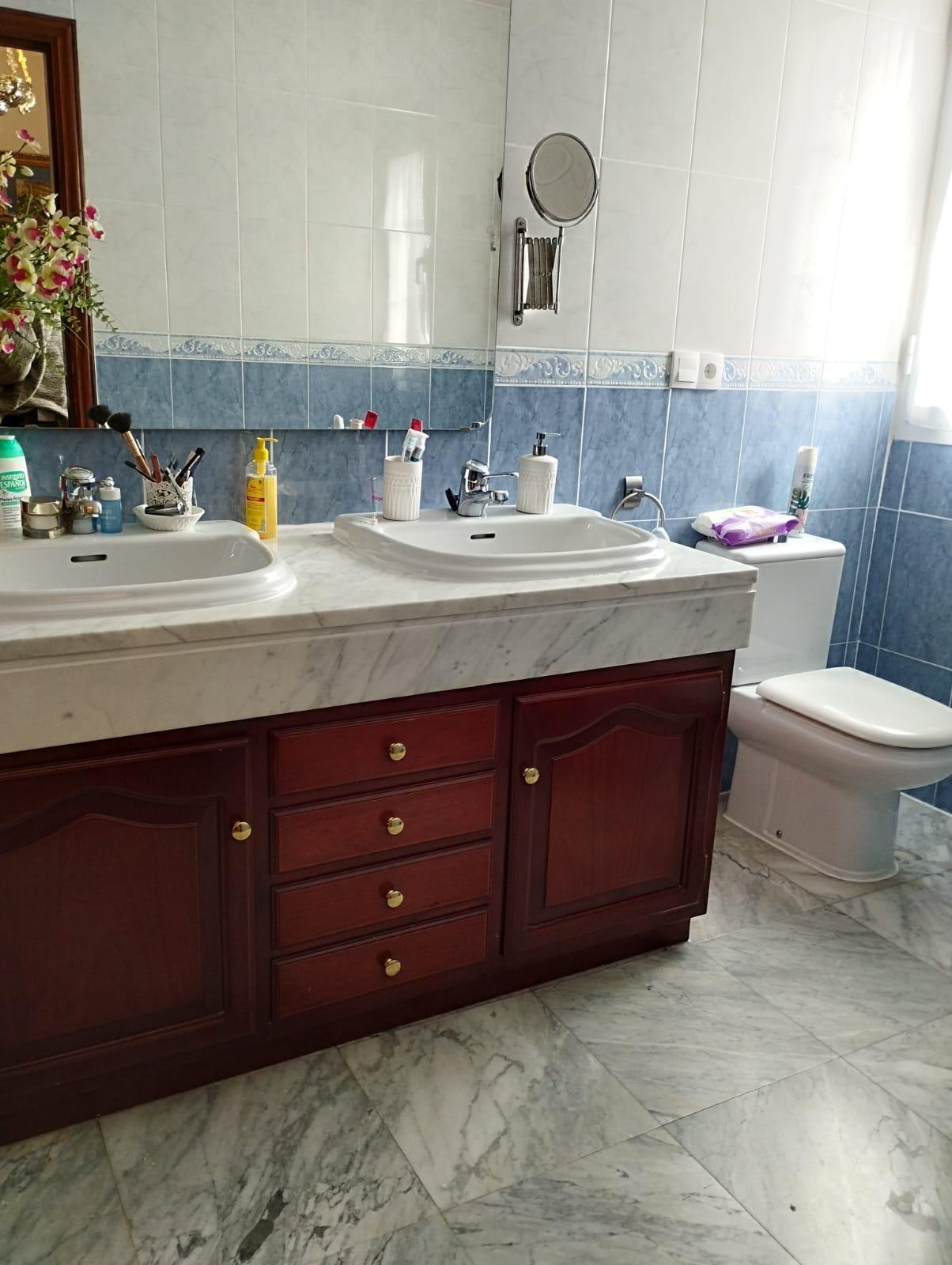 For sale of house in Jerez de la Frontera