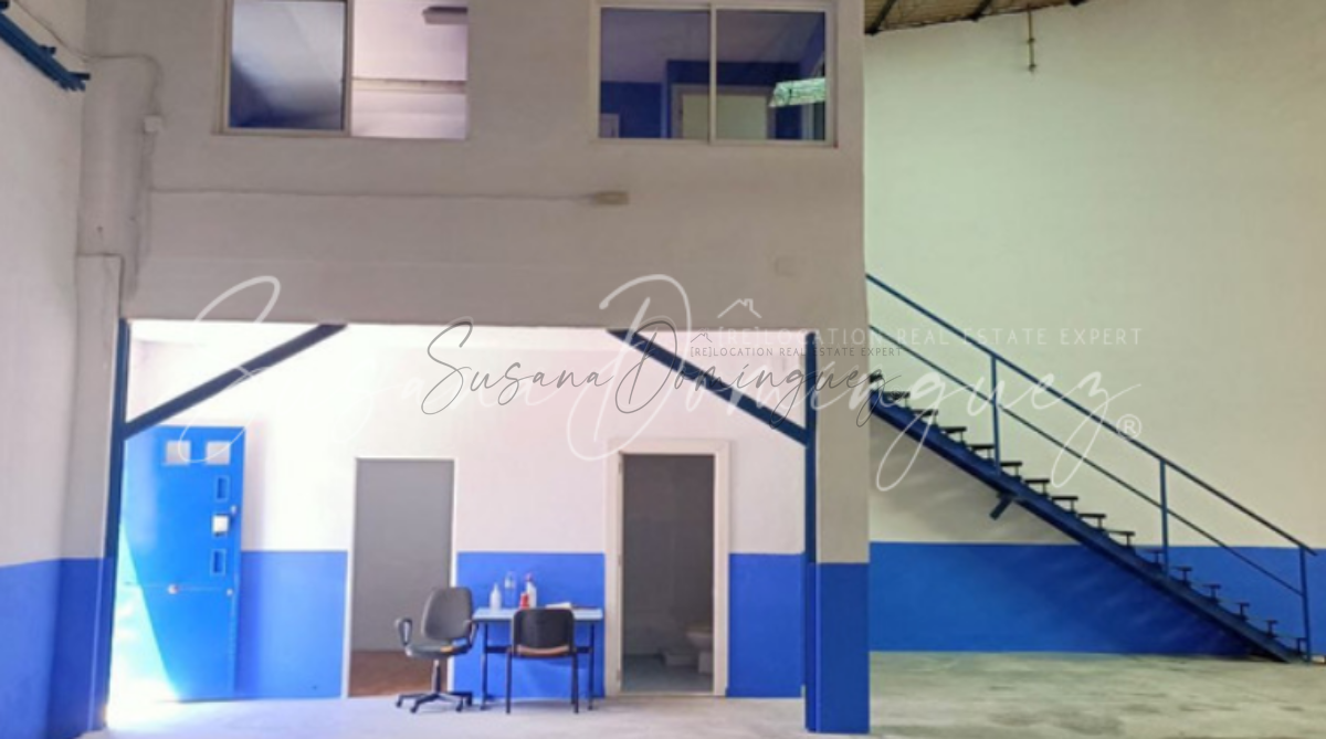 For rent of industrial plant/warehouse in Málaga