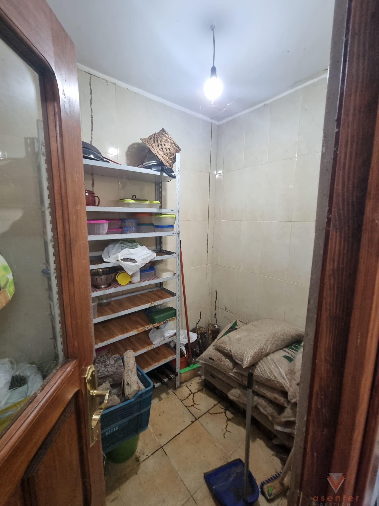 For sale of house in Valverde del Fresno